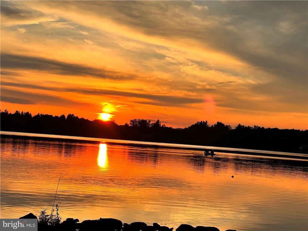 LAKEVIEW ESTATES - Residential