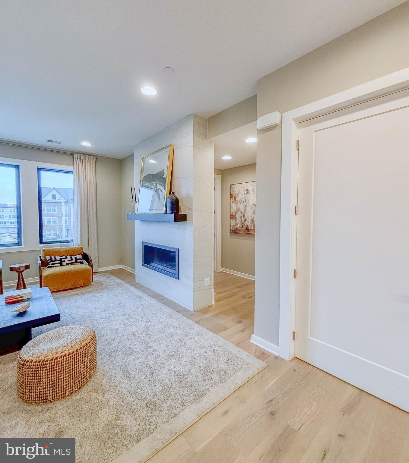 GAITHERSBURG OUTSIDE - Residential