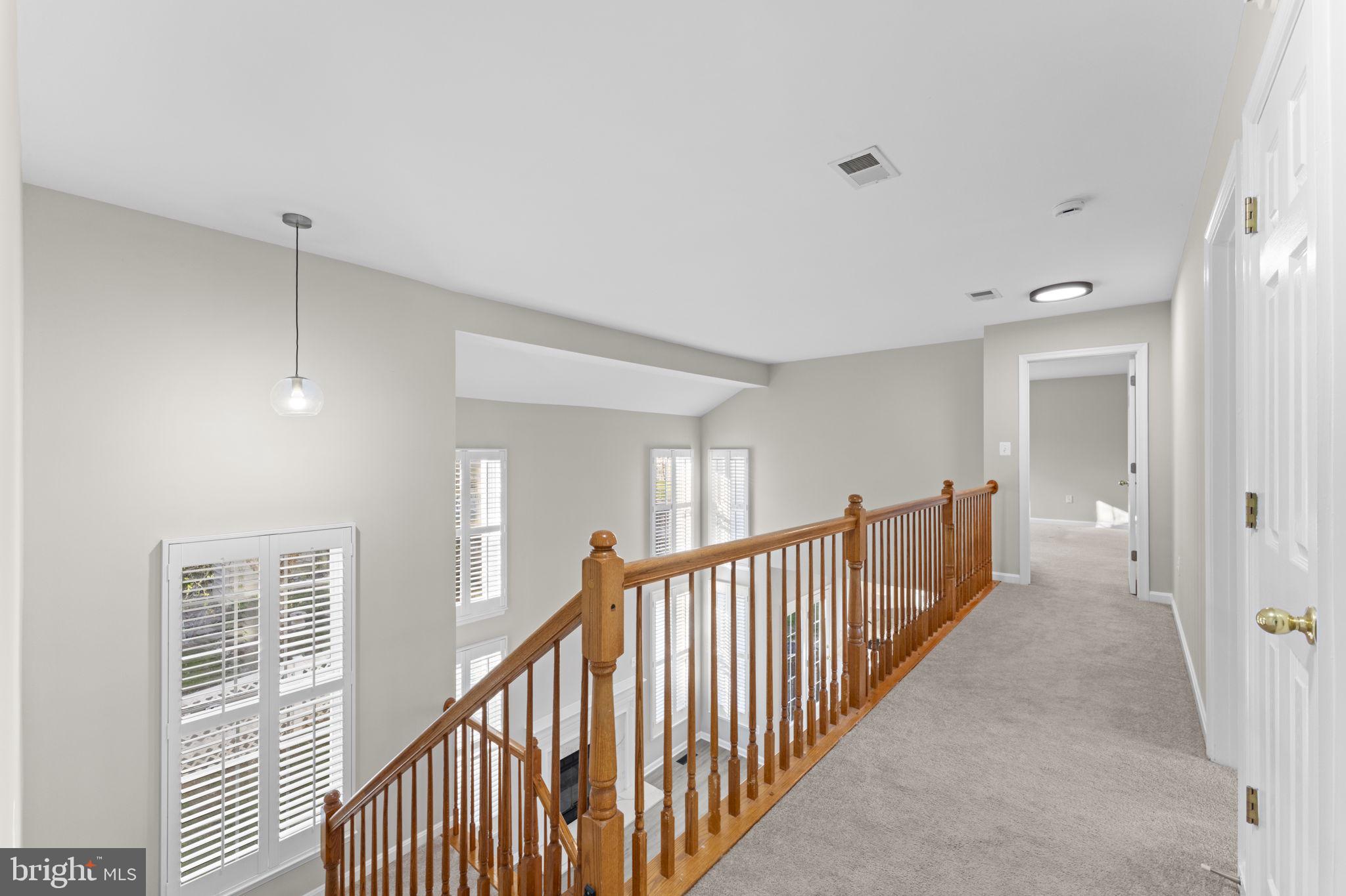 LAKE POINT - Residential