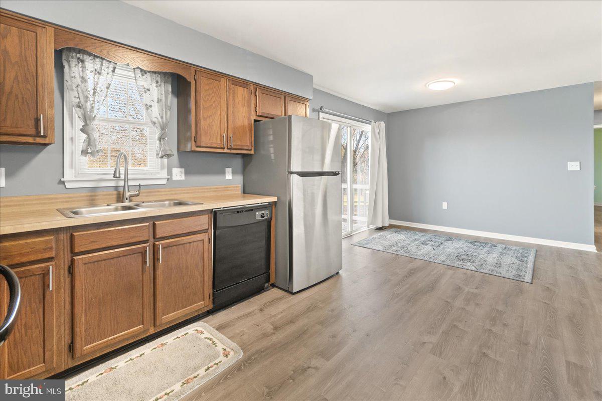 SILVER MAPLE ESTATES - Residential