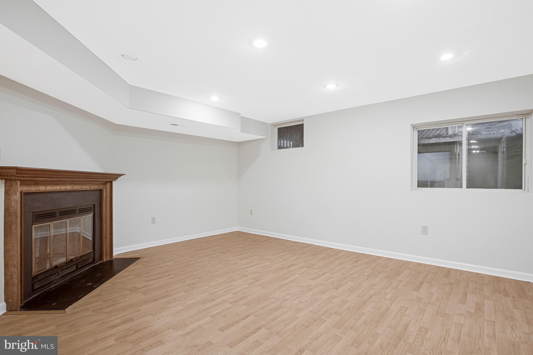 LIONS GATE - Residential