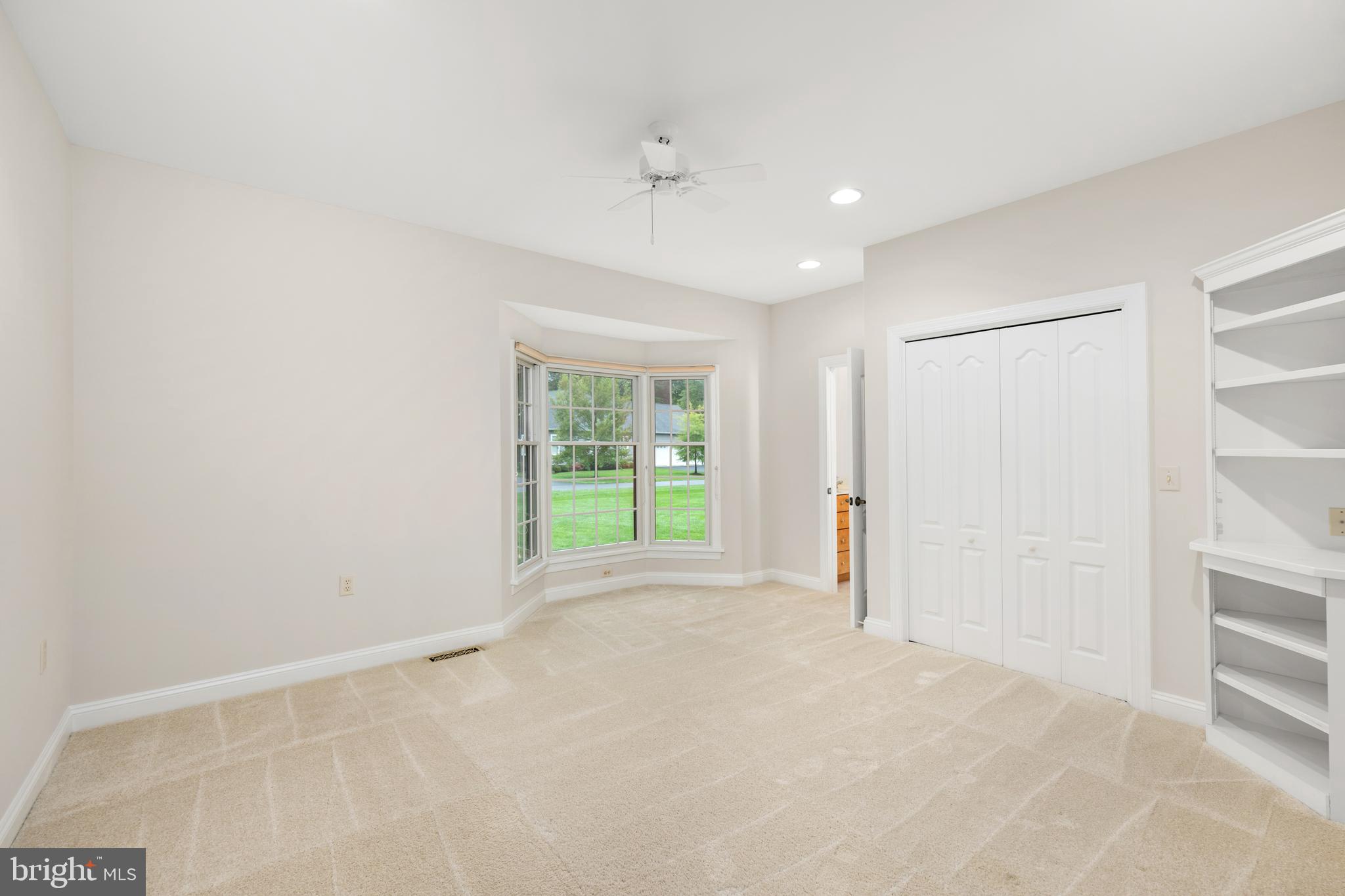 RIVERS END - Residential