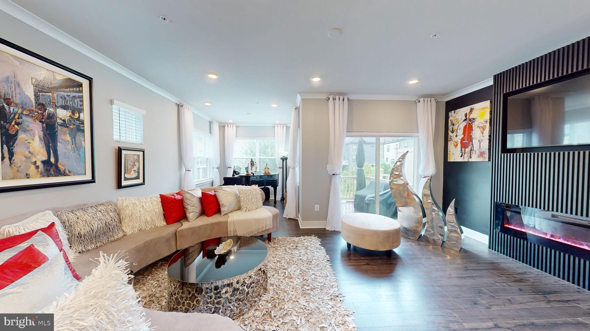 TANYARD SHORES - Residential