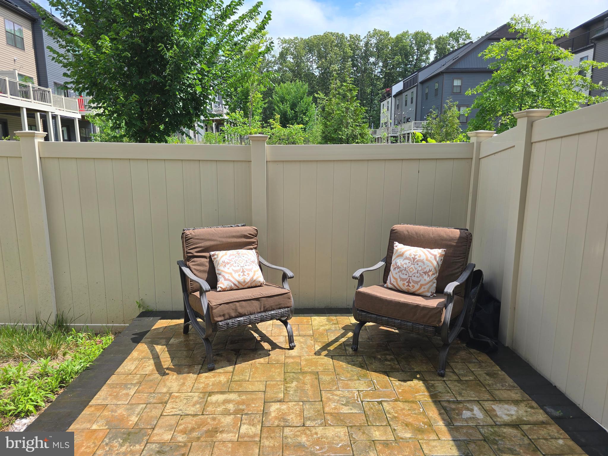 TANYARD SHORES - Residential