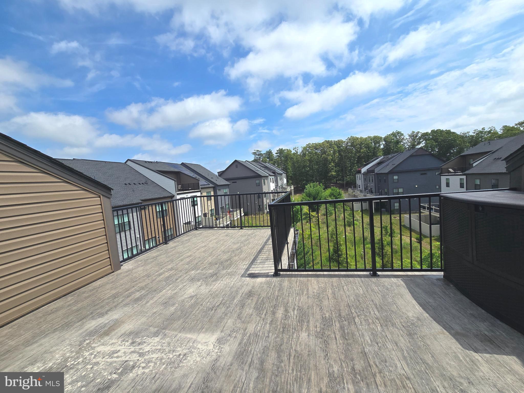 TANYARD SHORES - Residential