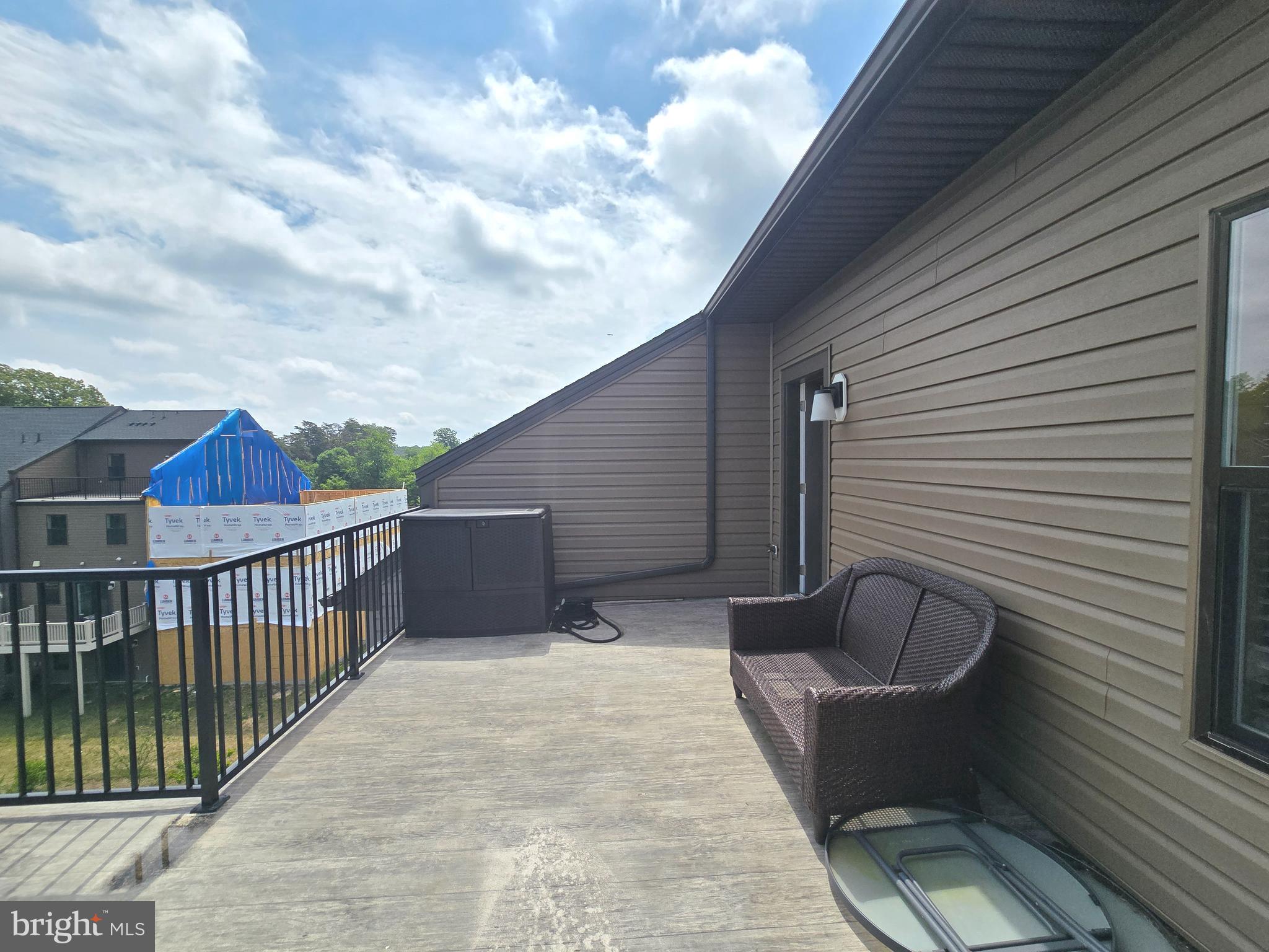 TANYARD SHORES - Residential