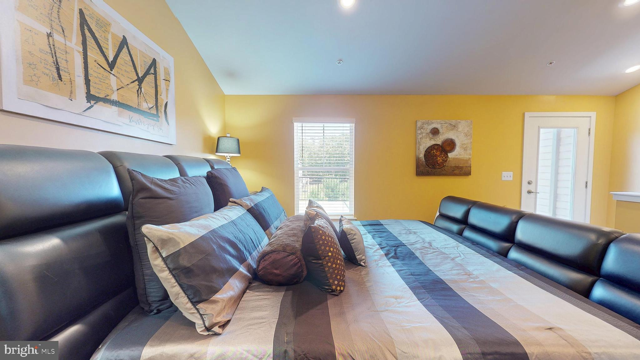 TANYARD SHORES - Residential