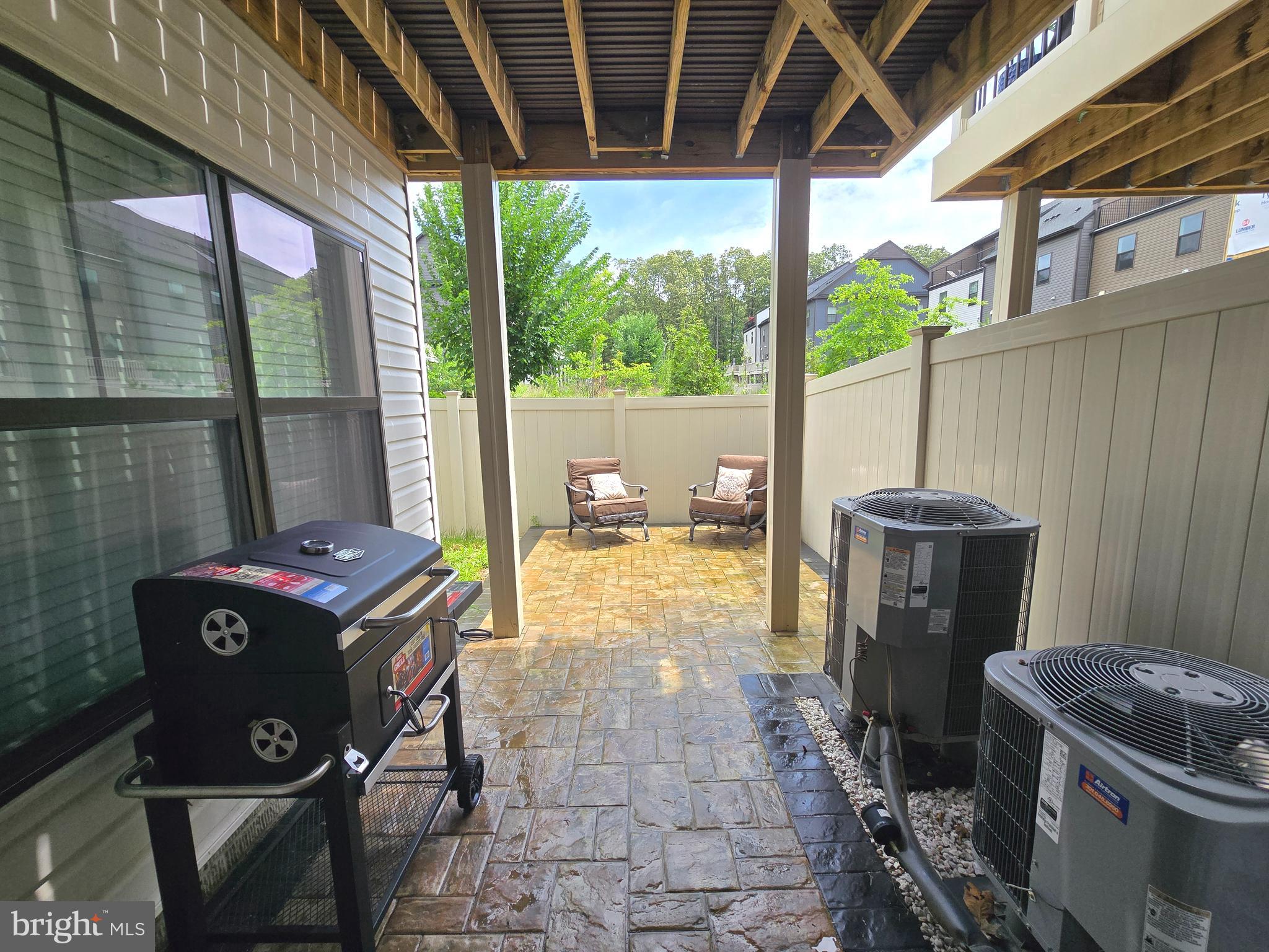 TANYARD SHORES - Residential