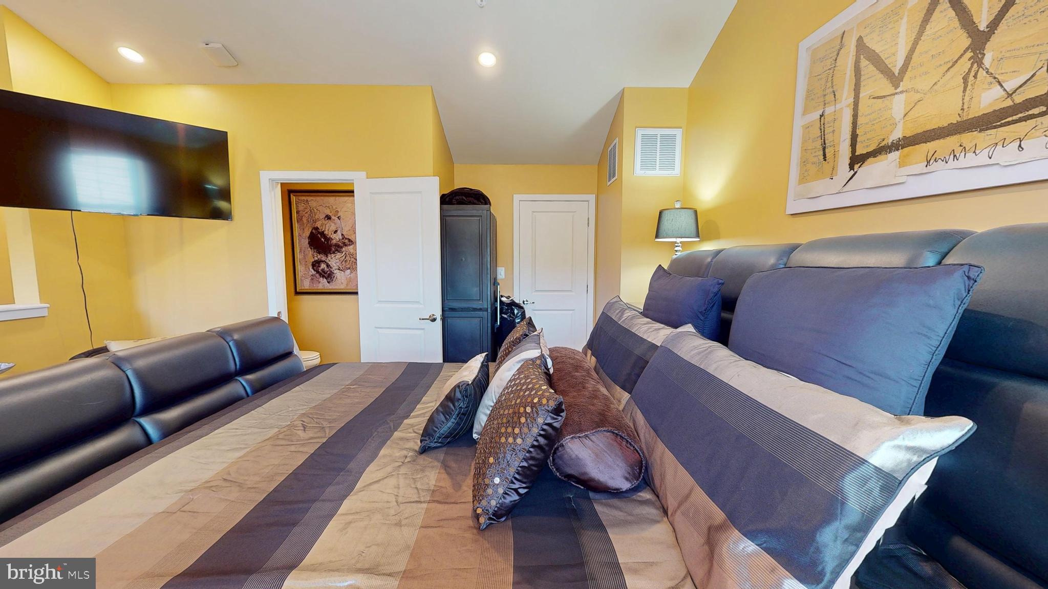 TANYARD SHORES - Residential