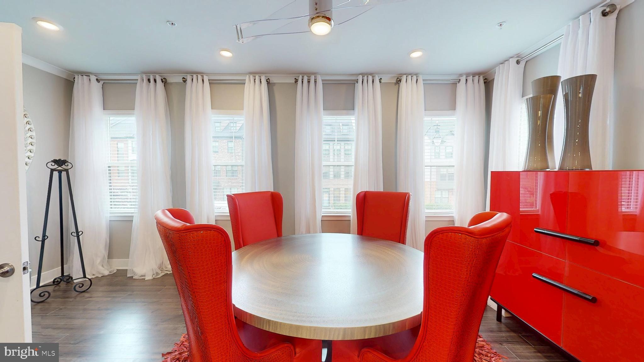 TANYARD SHORES - Residential