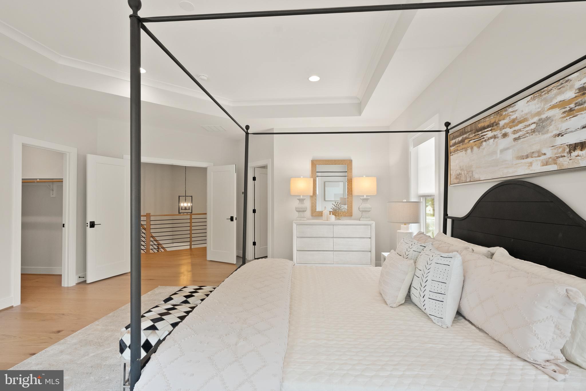 VIENNA WOODS - Residential