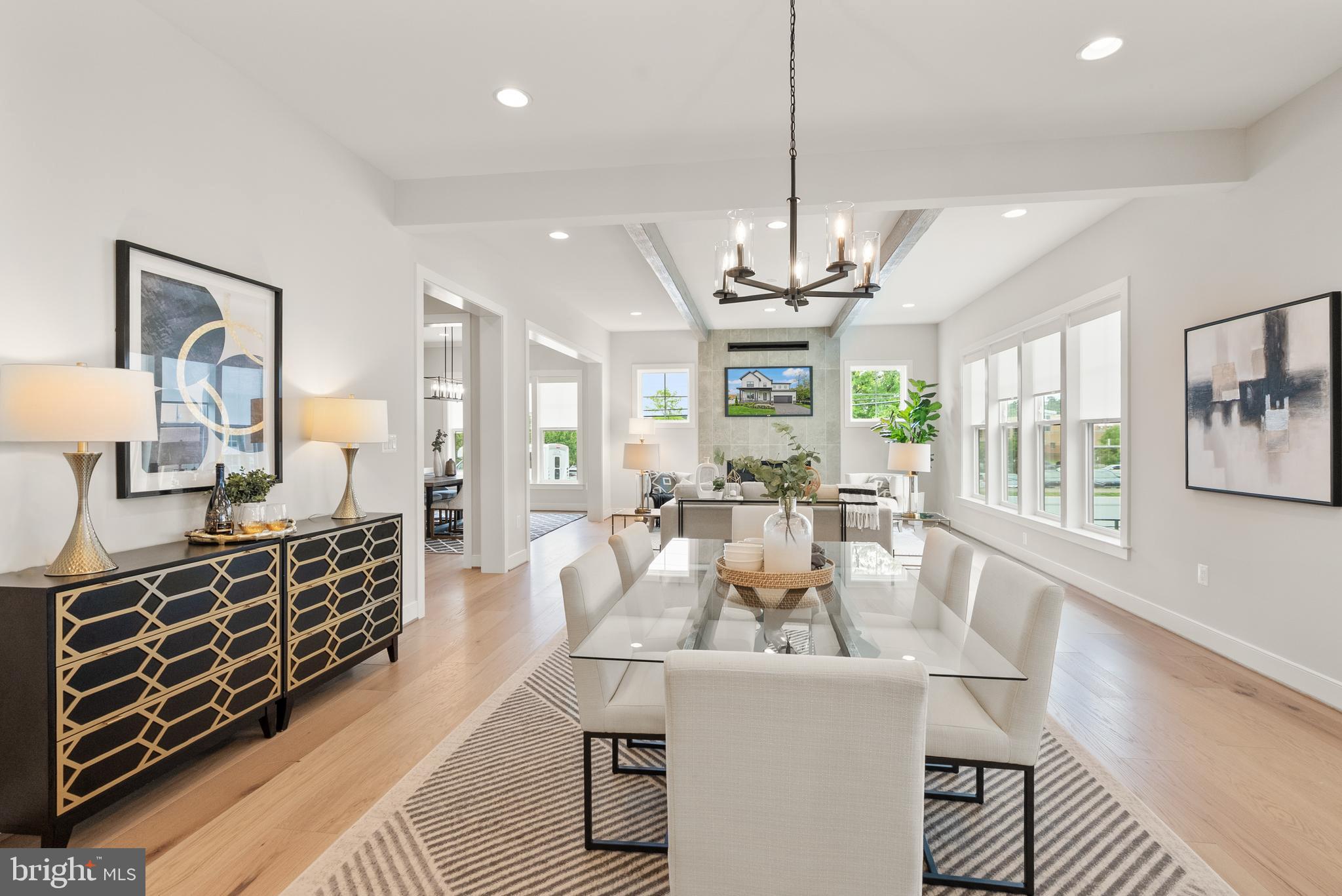 VIENNA WOODS - Residential