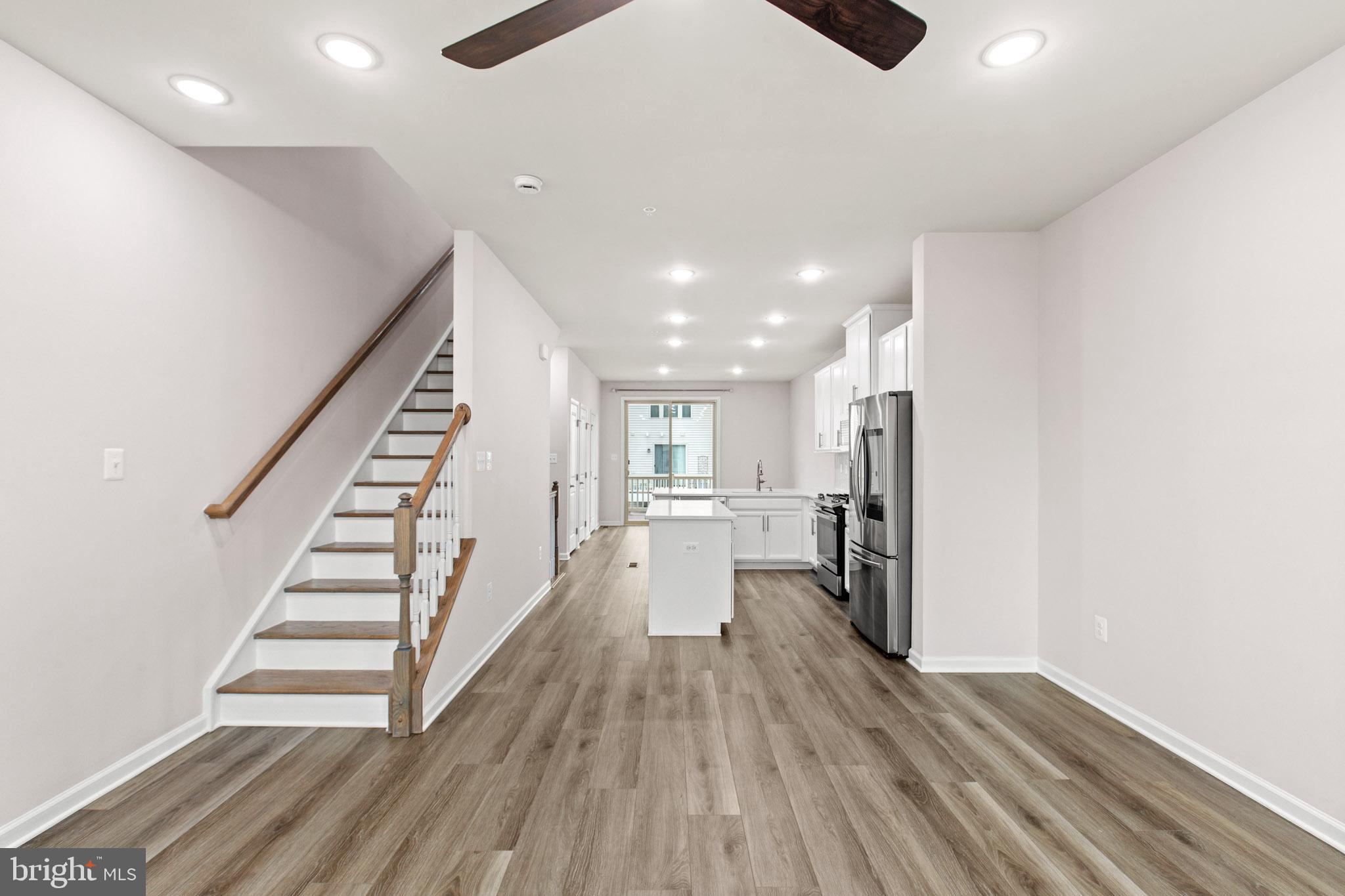PARKSIDE - Residential