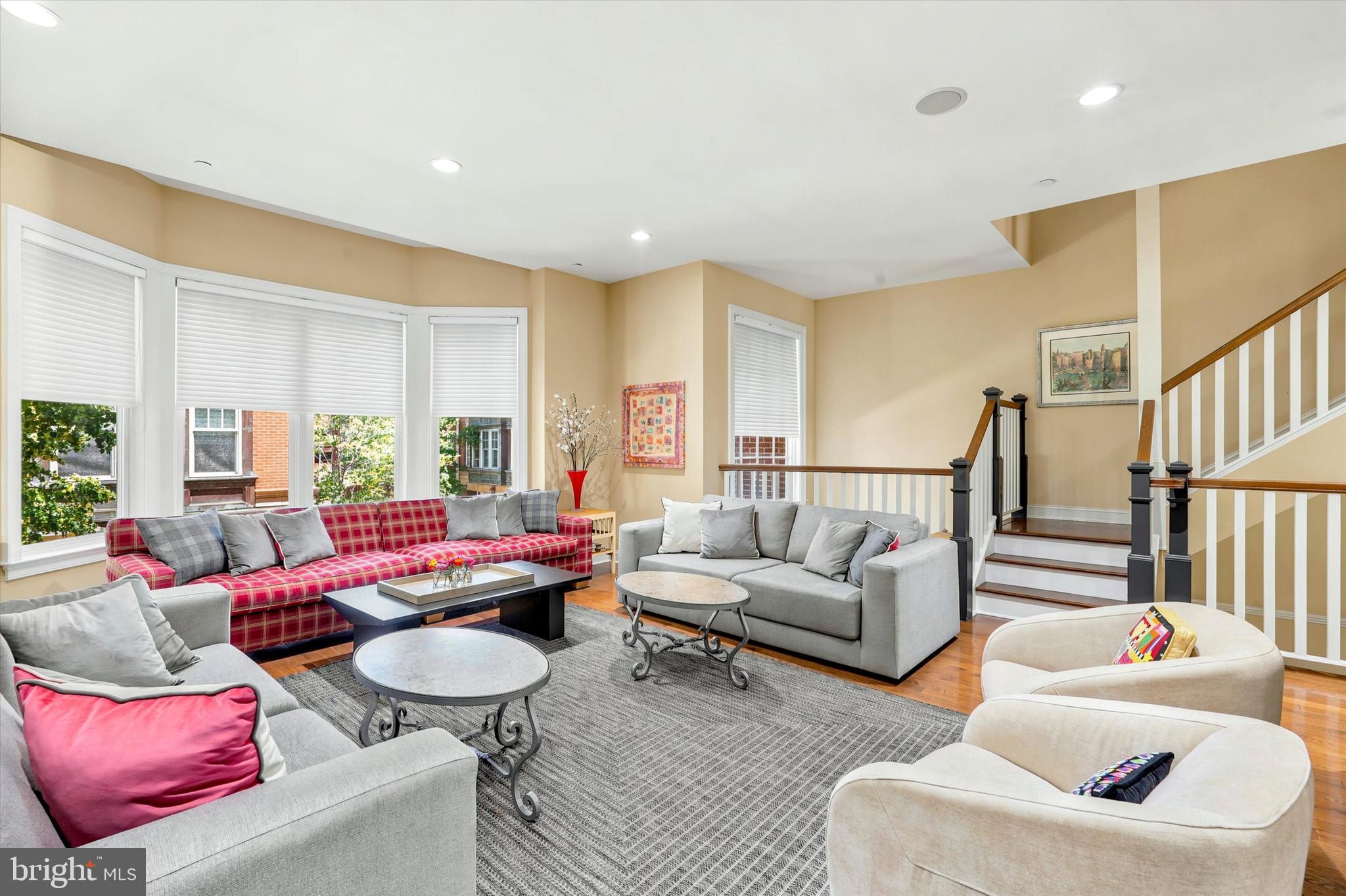 SOCIETY HILL - Residential