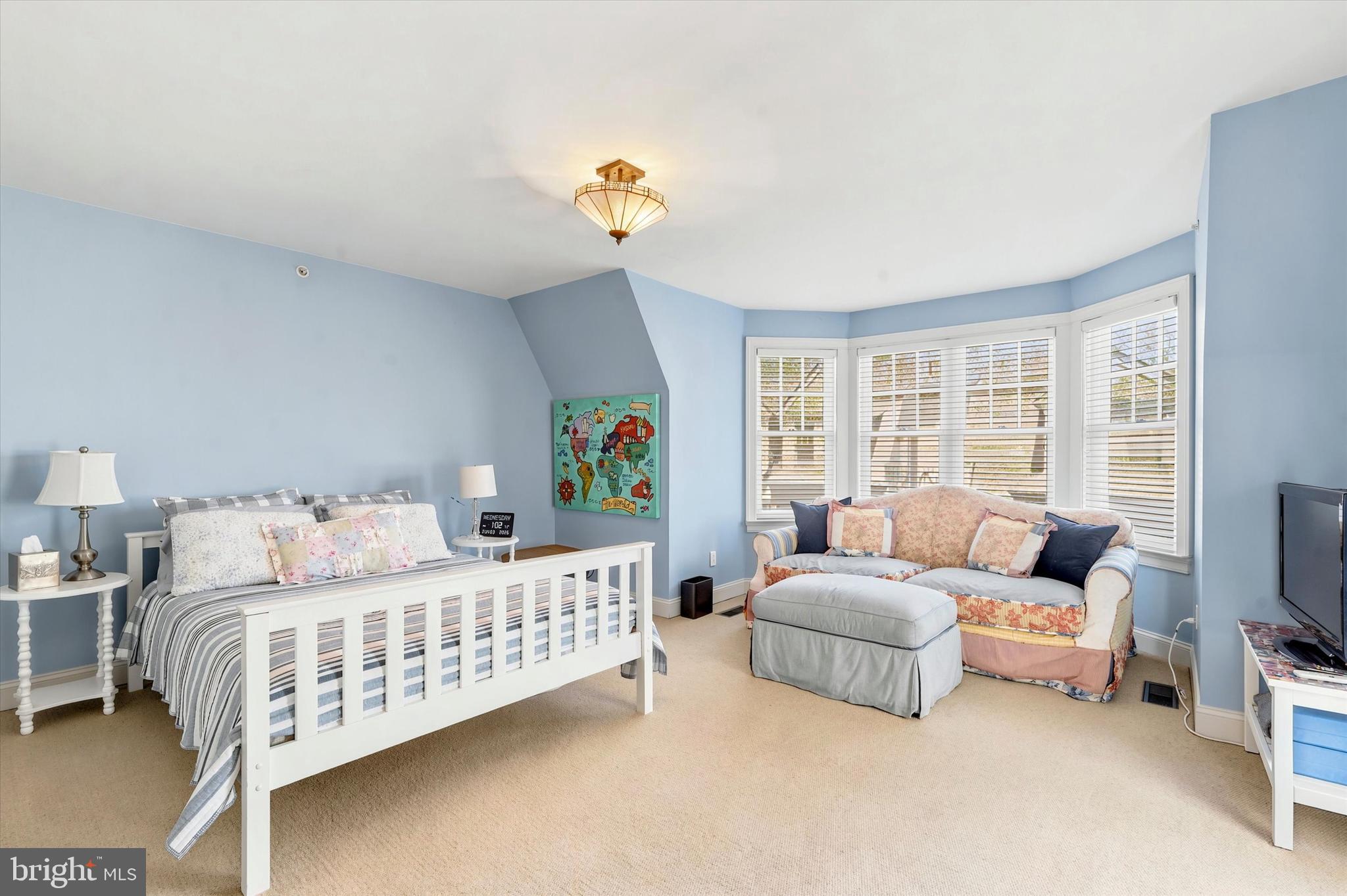 SOCIETY HILL - Residential