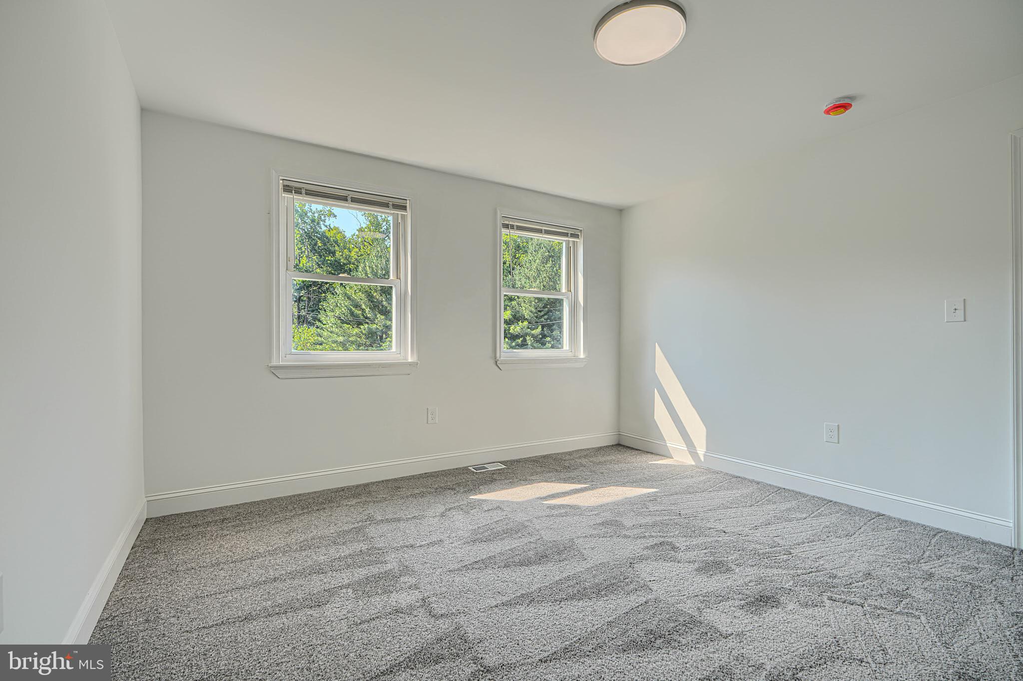 GREENSPRING - Residential