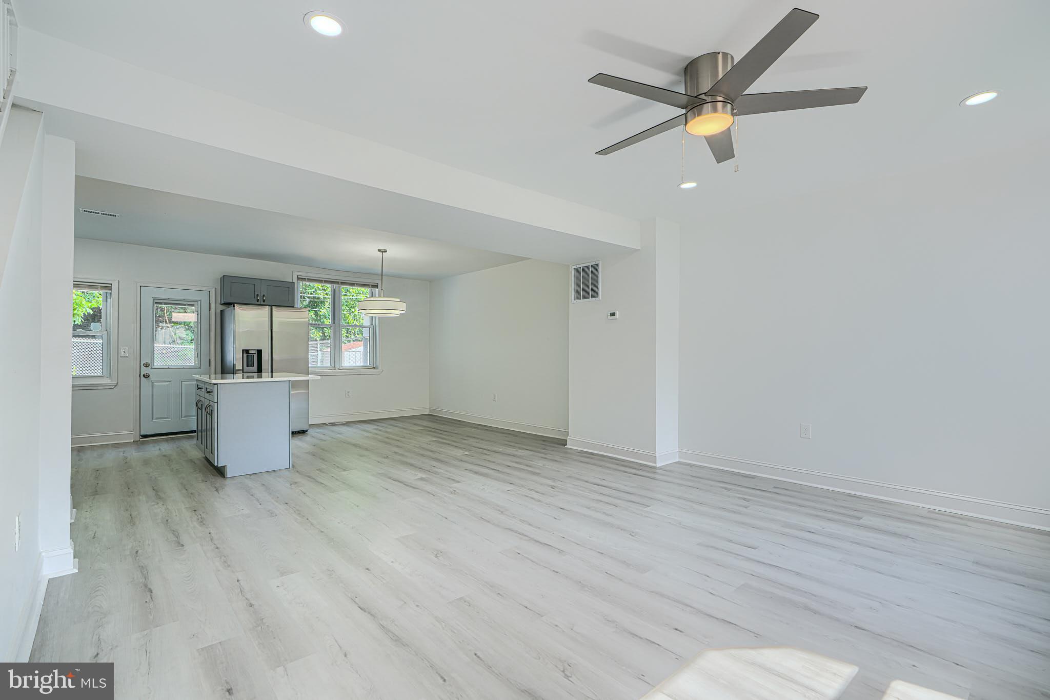 GREENSPRING - Residential