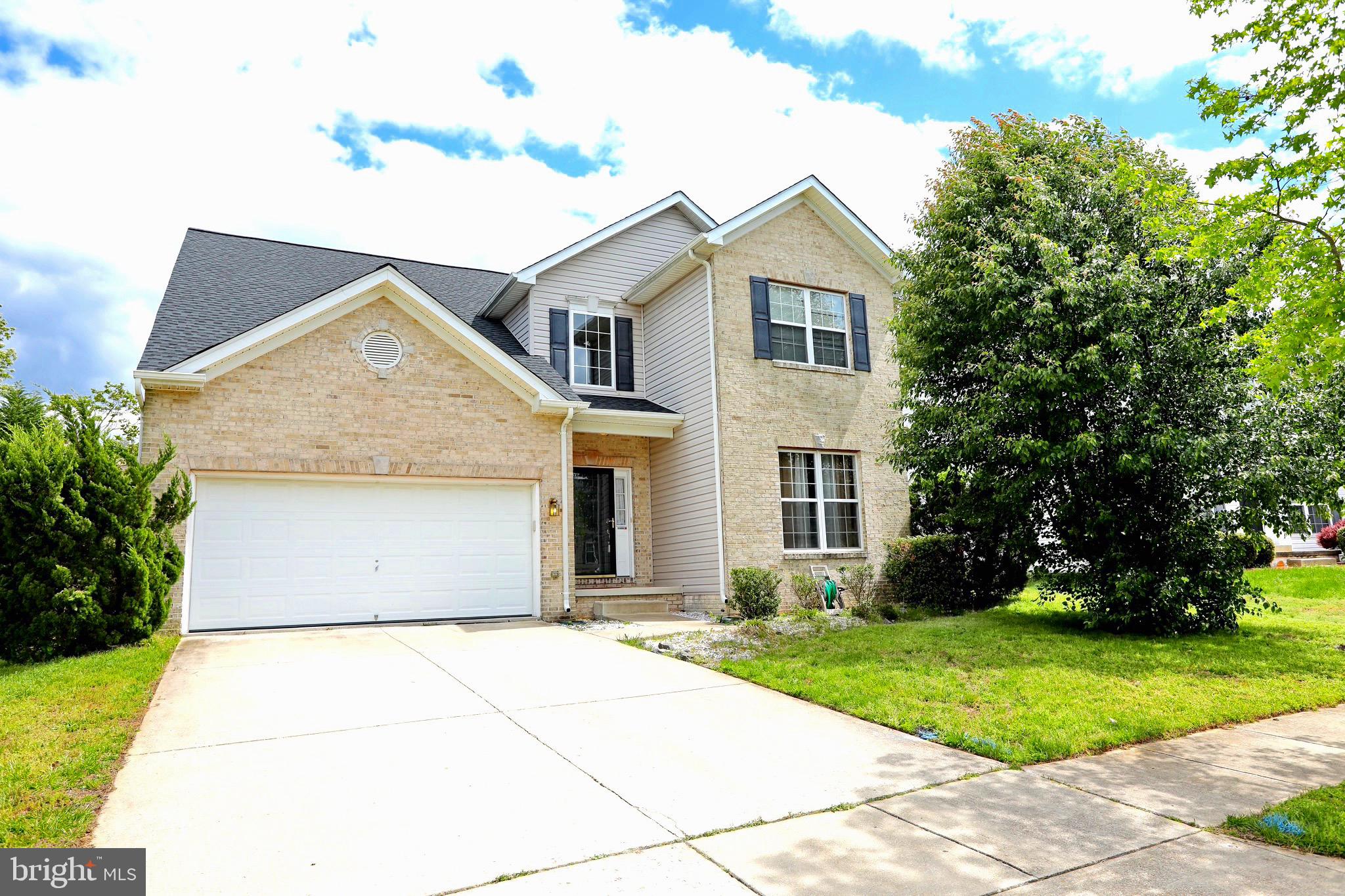 This beauty won't last long,  Centered in the beautiful Sheffield Community.  The sellers have priced this to move.  Sellers have just added a New Roof"!!!!!!  Featuring three finished levels with 4 large bedrooms, 2.5 baths.  Master suite offers separate soaking tub and shower with  a large walk in closet.  The grand foyer area will WOW you.  The main level offers  the family room off the eat in kitchen.  The living room & dining room are large and spacious for big family gatherings.  Appliances has been upgraded.  The lower level boast with a full bath and plenty of space for a game area, Recreation room and large activities.  The laundry room is also found the lower level.  There is a separate entrance to walk out to the  back yard.  Enjoy grilling on the deck off the kitchen.  Sheffield Community offers a lifestyle, featuring Mary B. Neal Elementary School with in walking distance.  Community Pool, parks and walking trails will be sure to add to daily fun.  Shopping and the Stadium is minutes away.  Take a look at the Virtual 3-D Tour!!!!!!!!