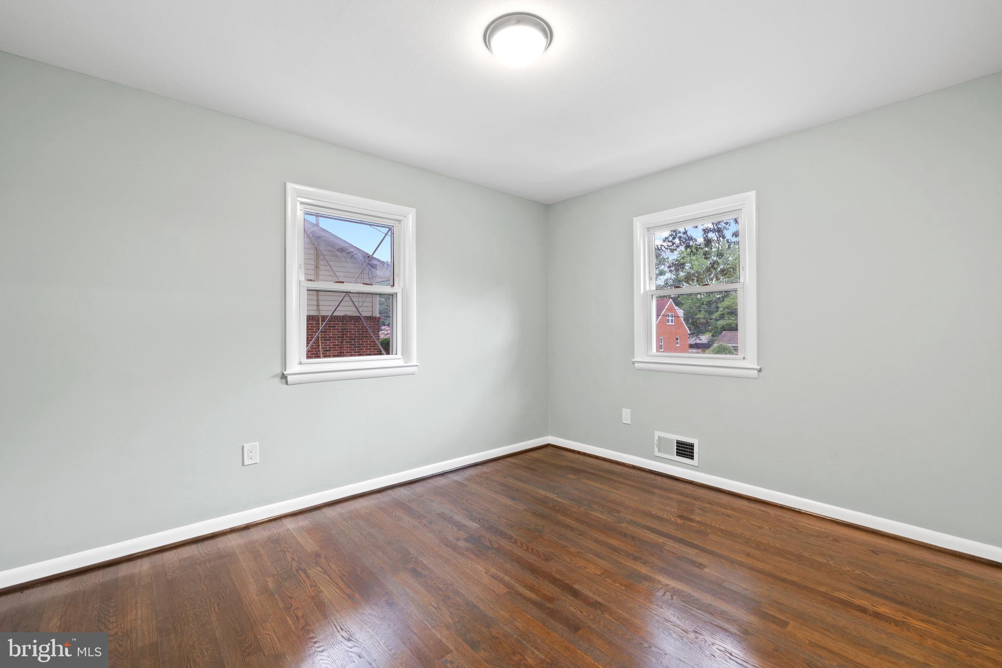 GREENWOOD FOREST - Residential