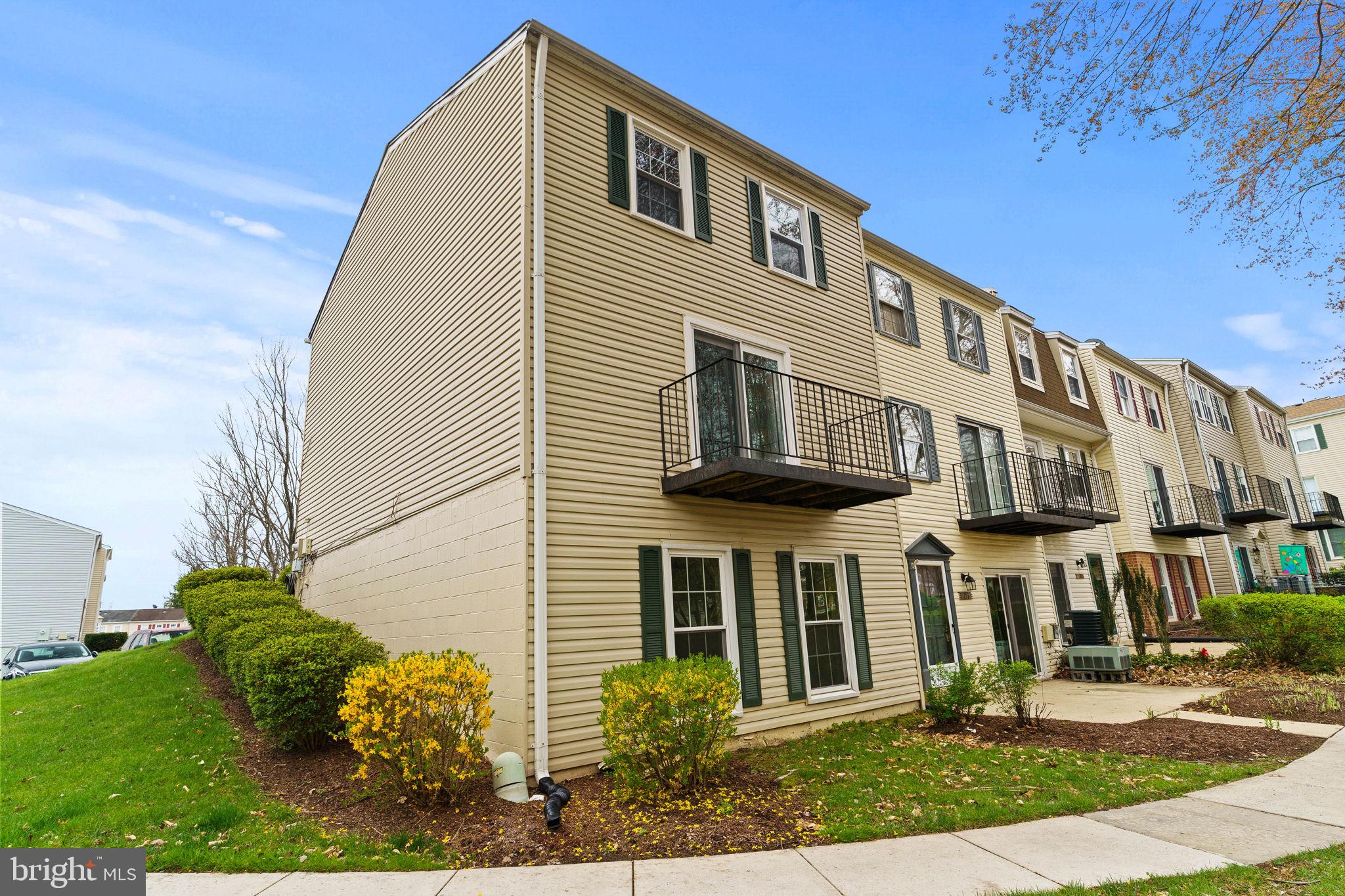 KEENE  MILL WOODS - Residential