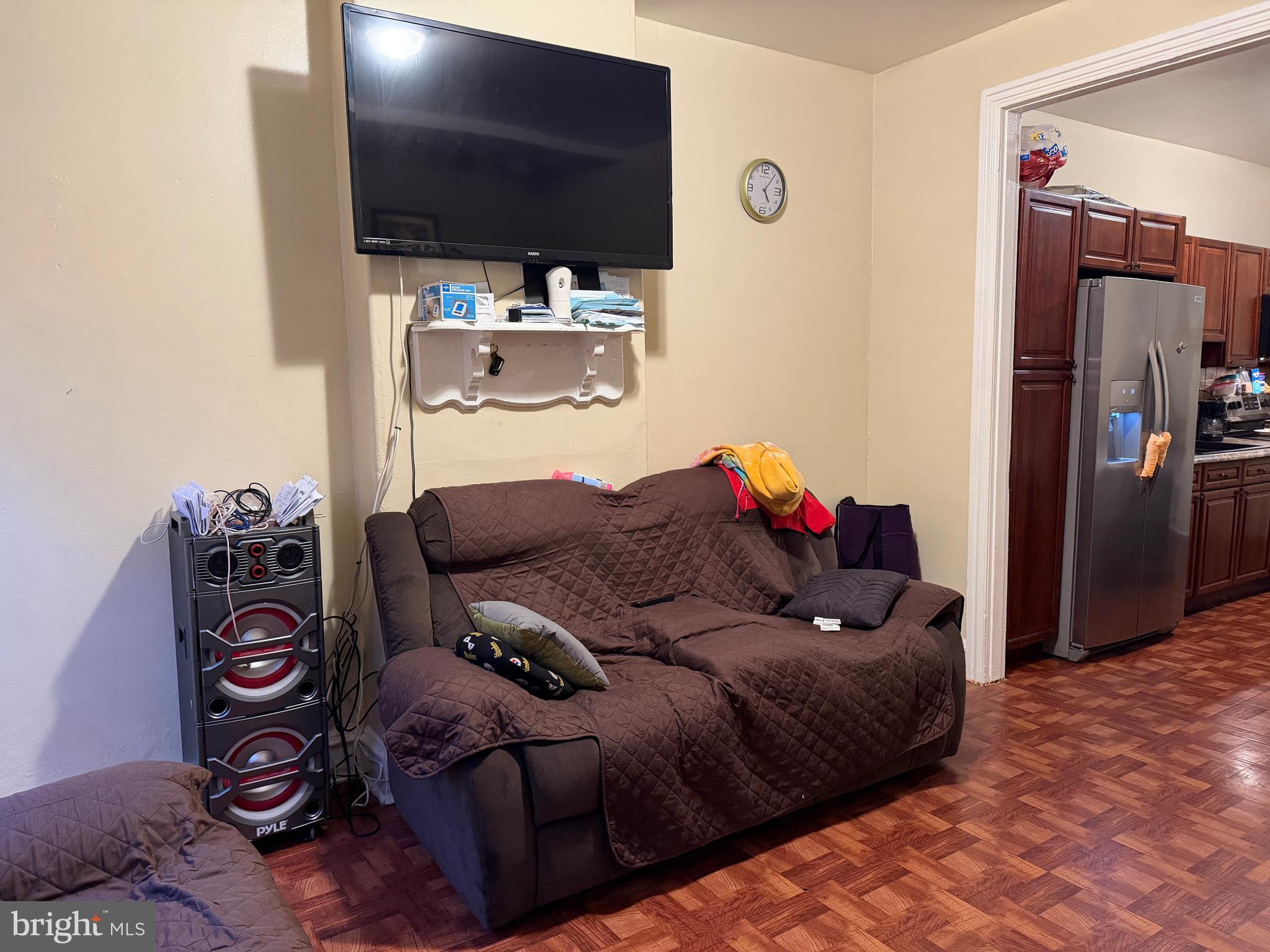 NORRIS SQUARE - Residential