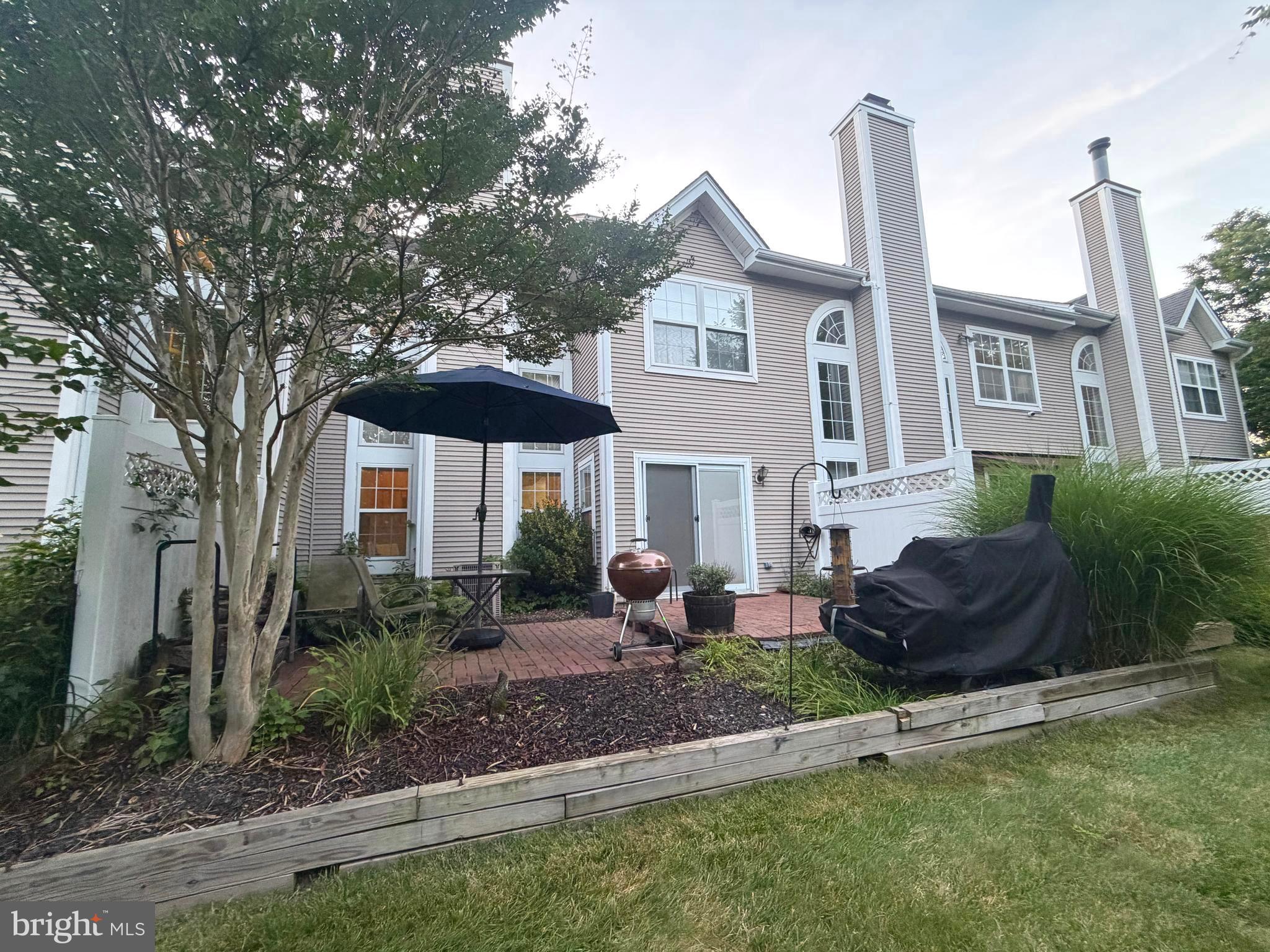 WINNERS CIRCLE - Residential