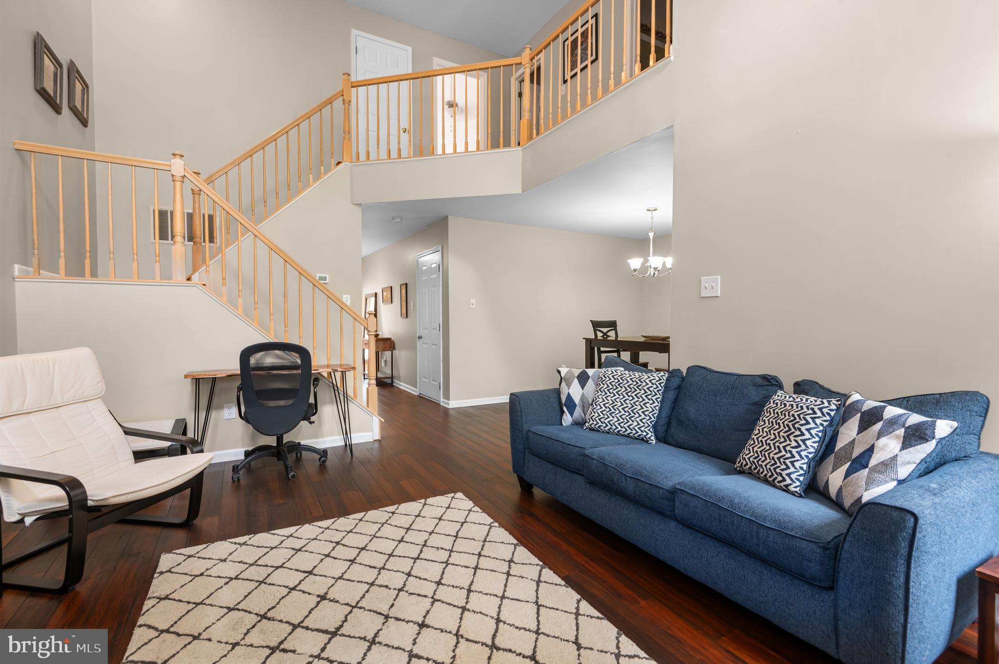 WINNERS CIRCLE - Residential