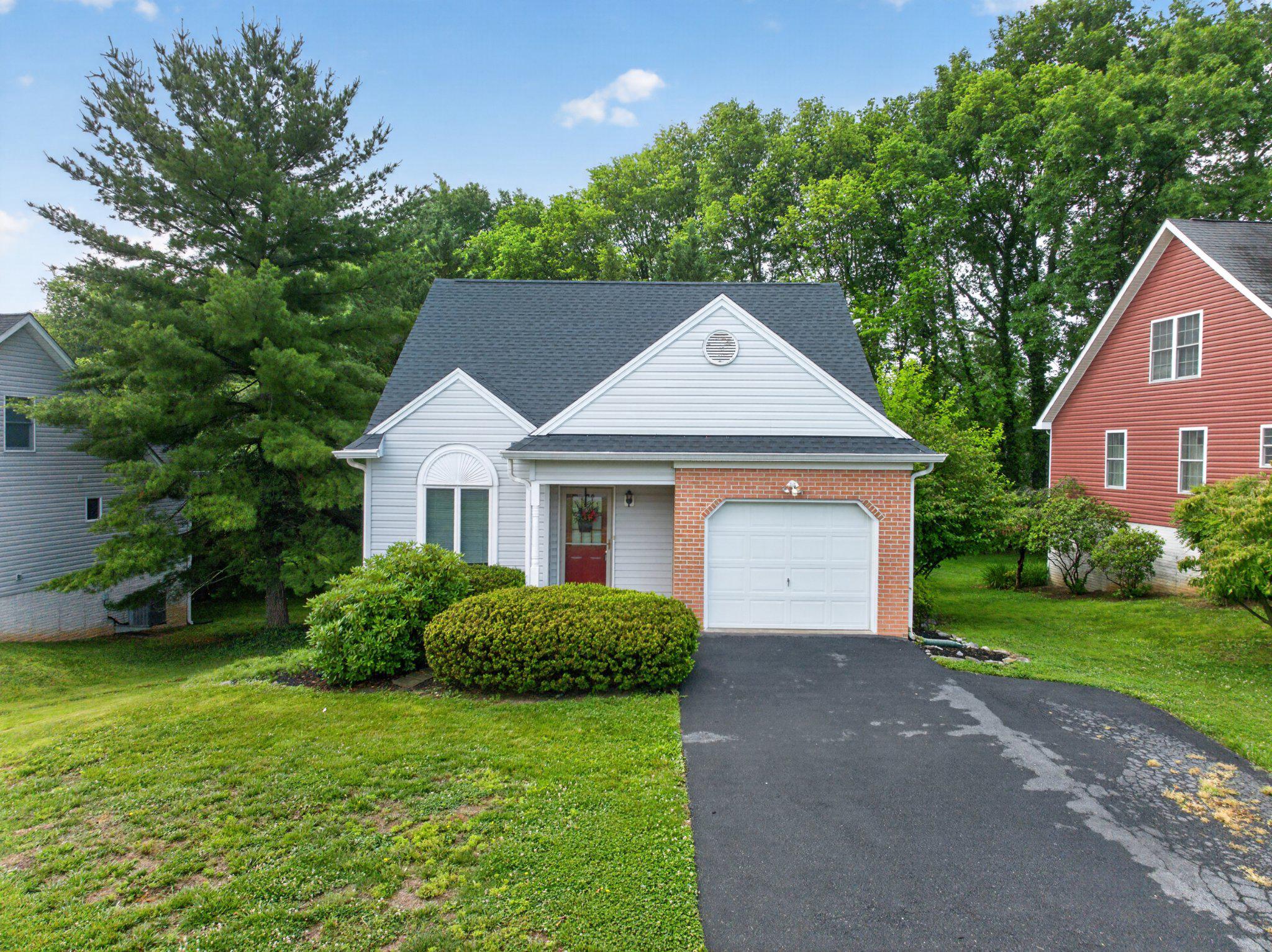 MADDEX FARM - Residential