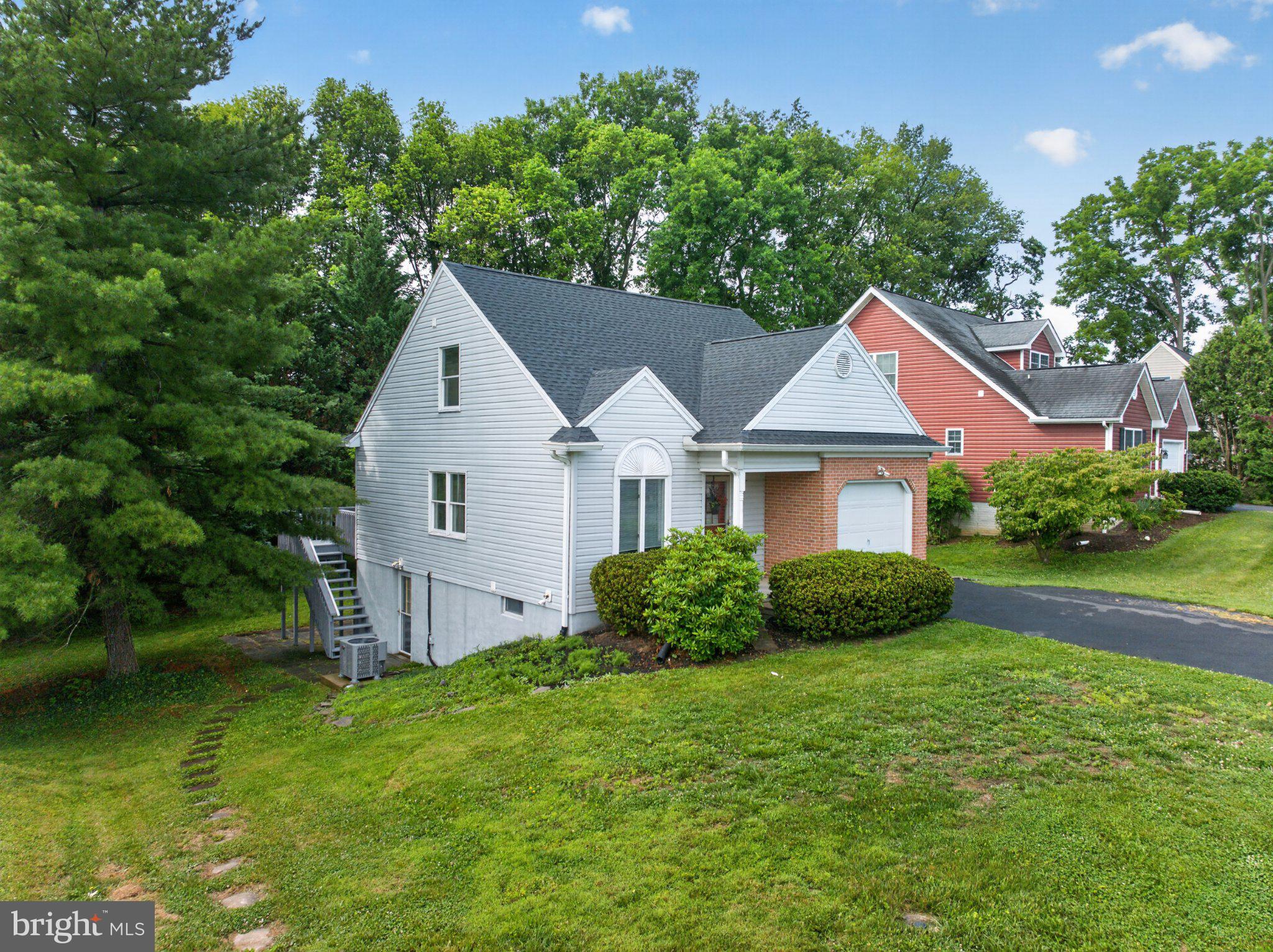 MADDEX FARM - Residential