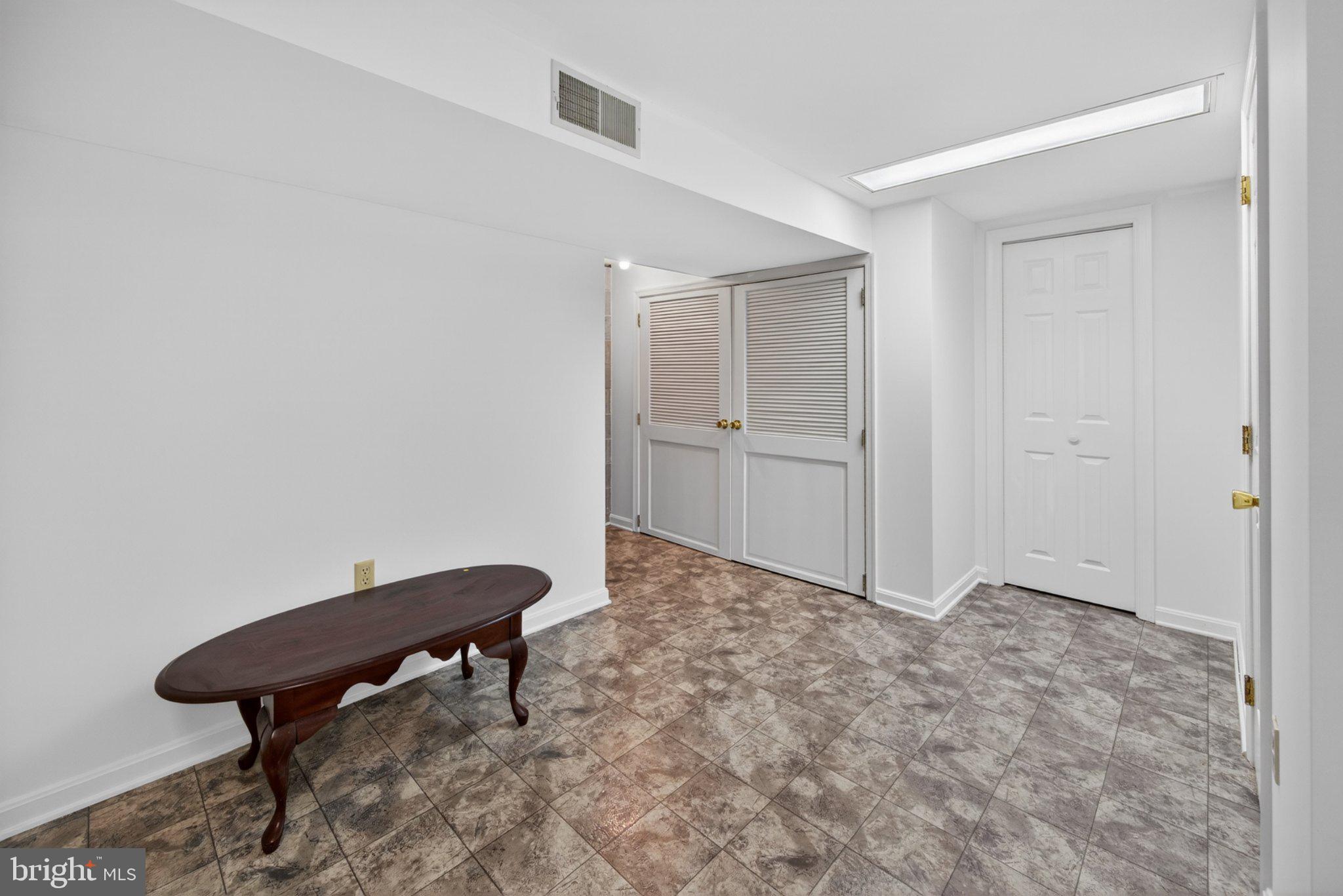 MADDEX FARM - Residential