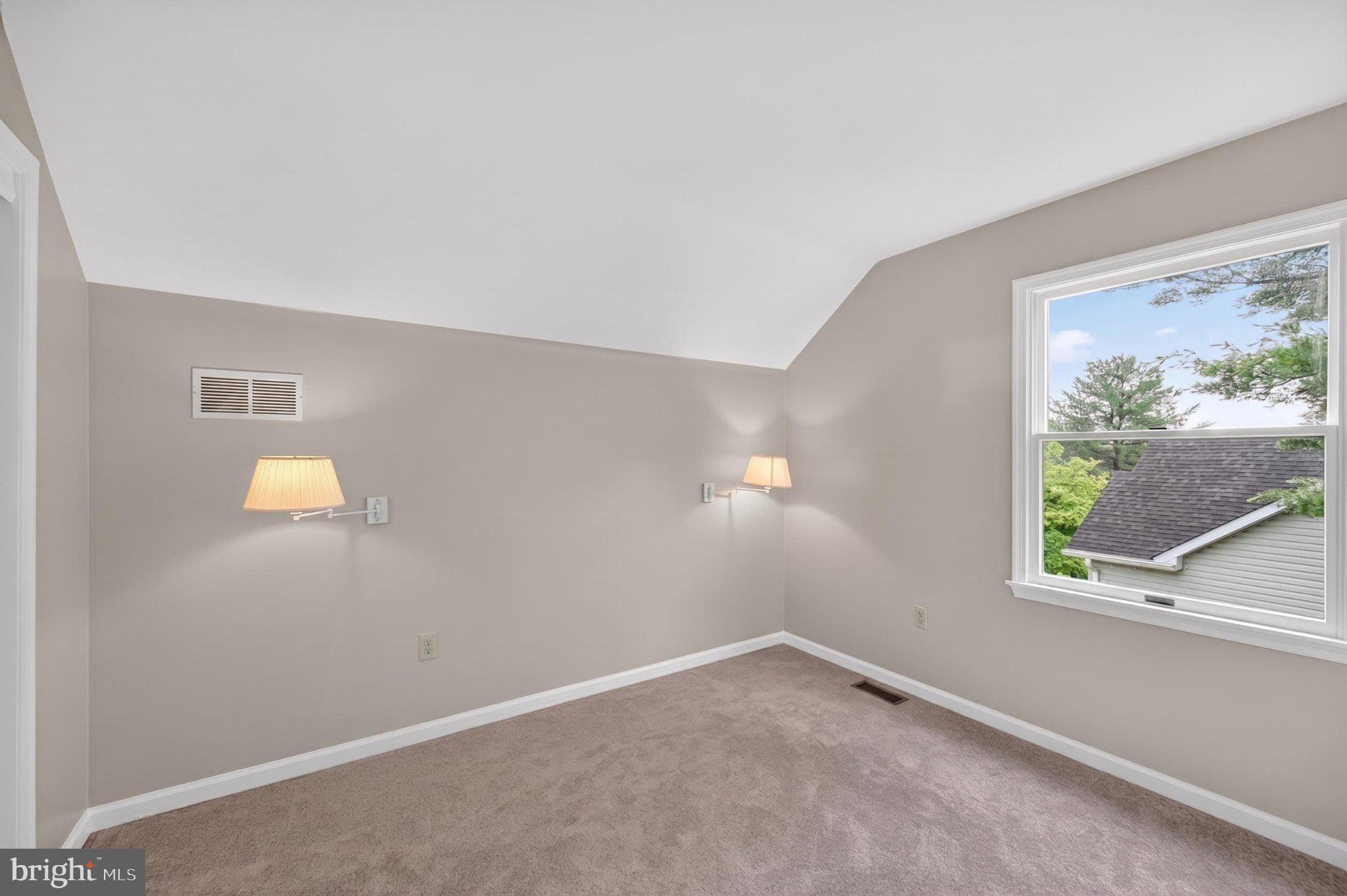 MADDEX FARM - Residential