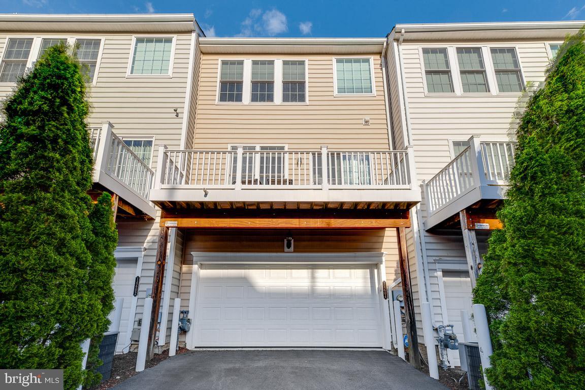 POTOMAC CLUB - Residential Lease