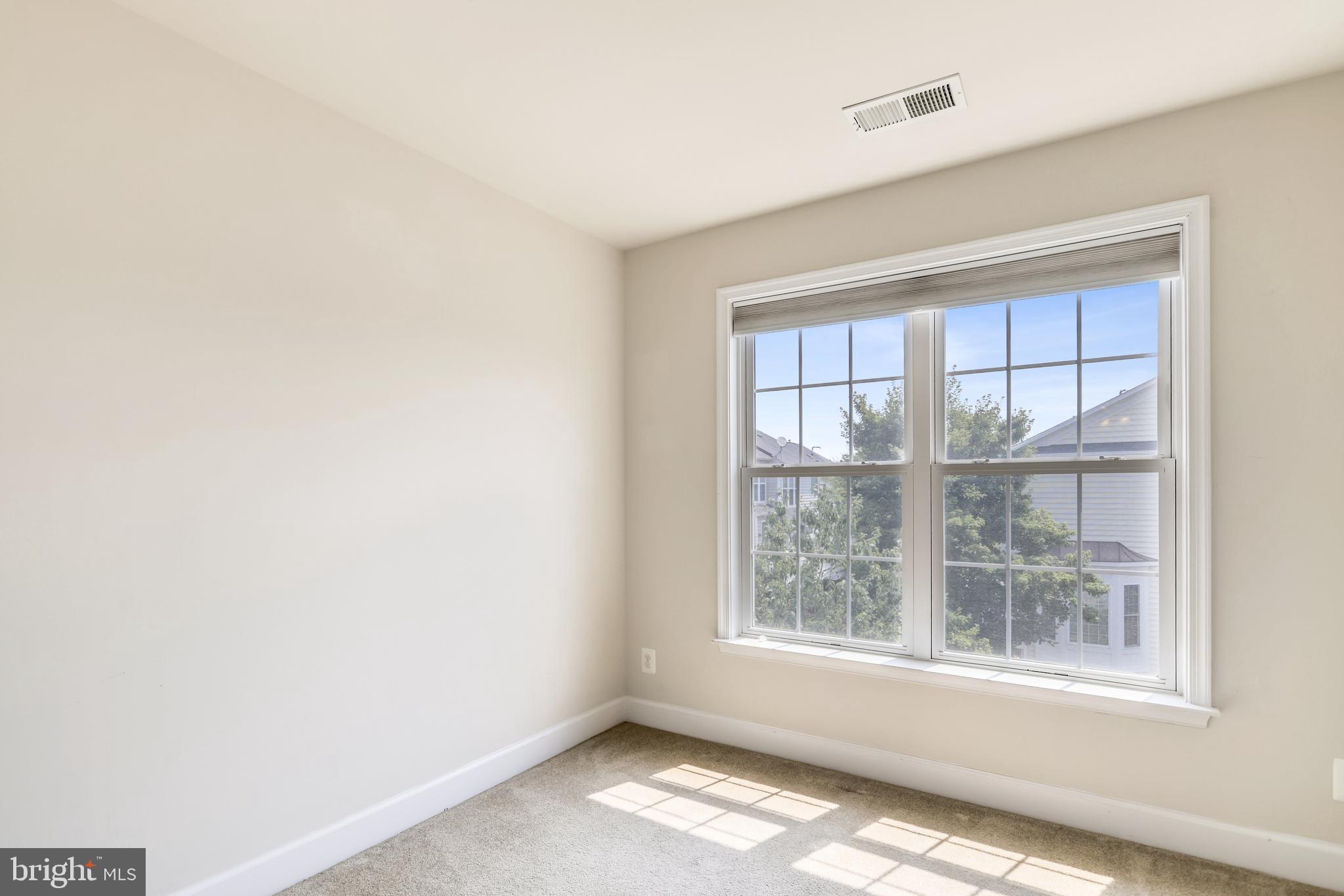 POTOMAC CLUB - Residential Lease