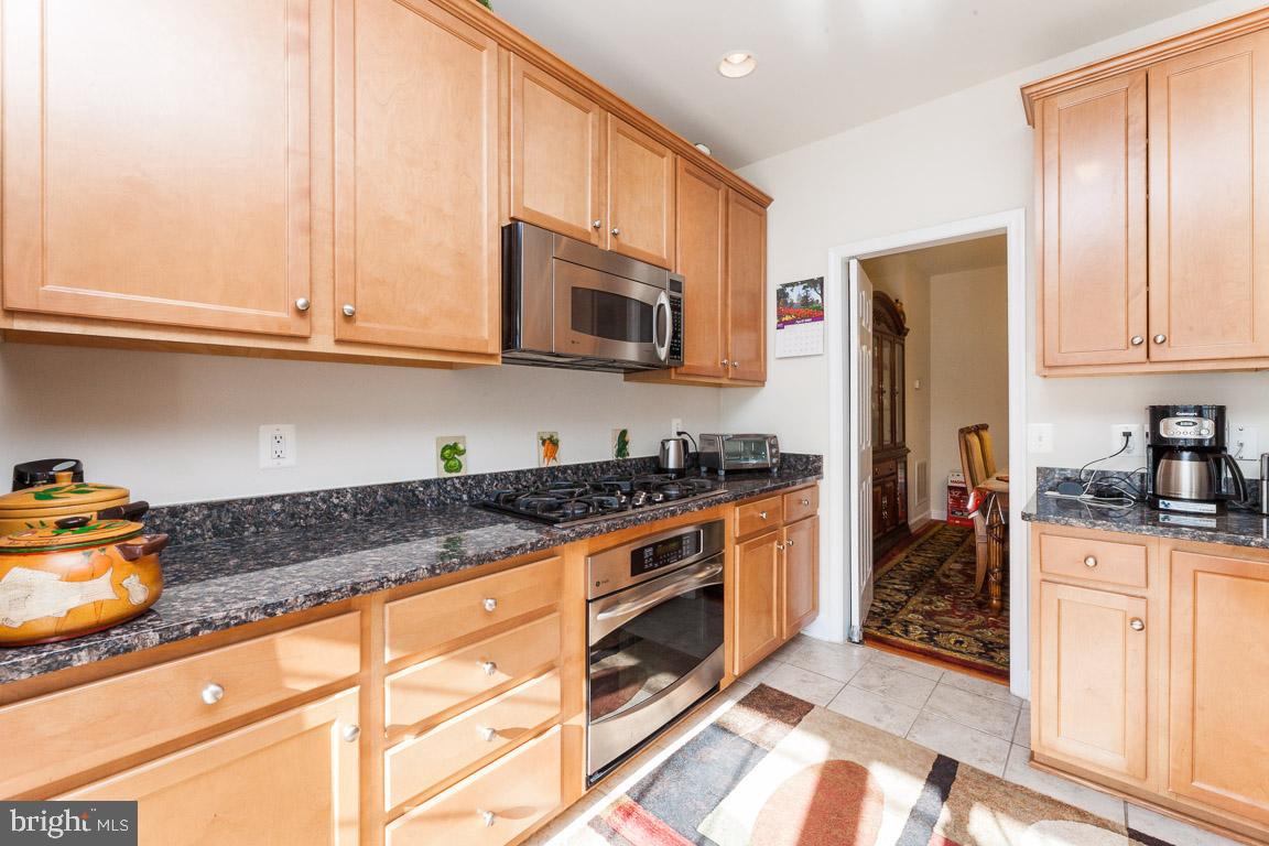 POTOMAC CLUB - Residential Lease