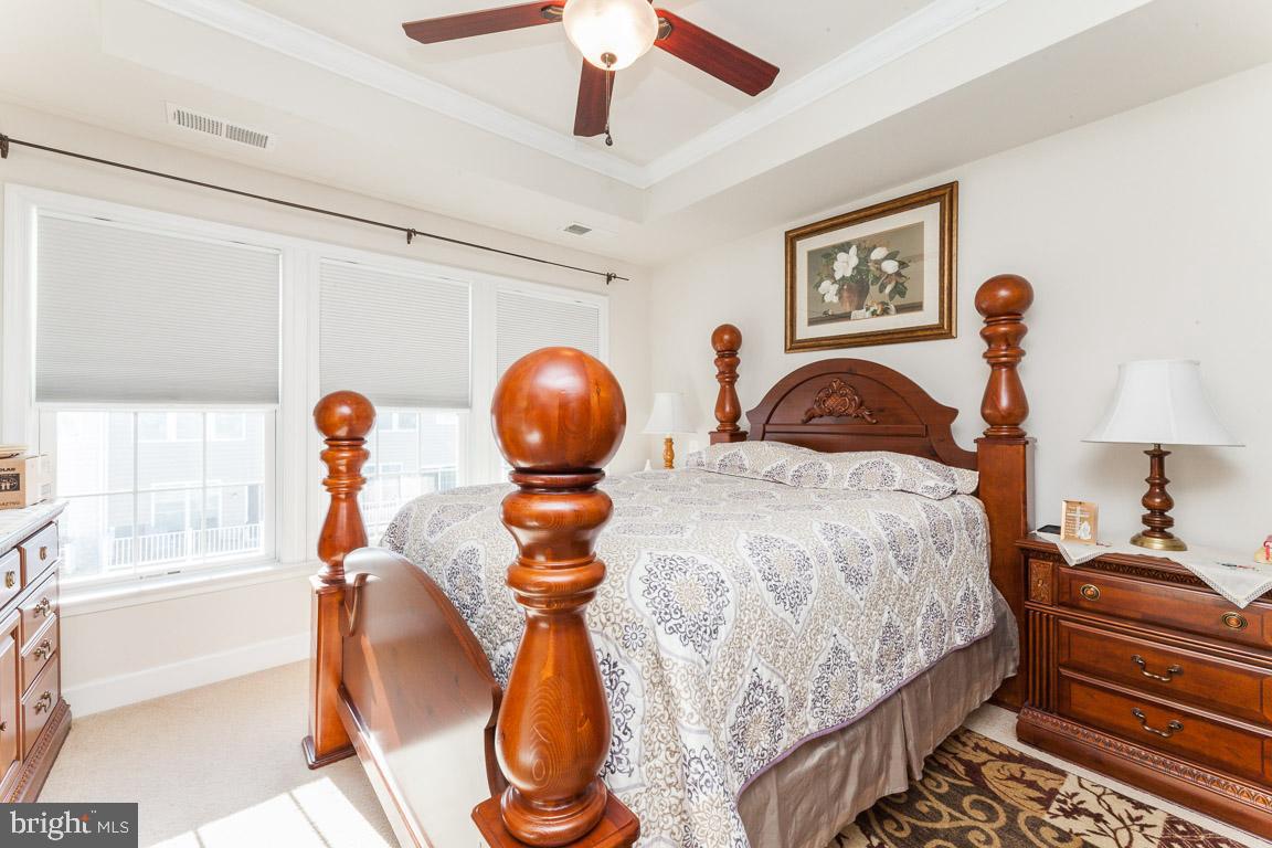 POTOMAC CLUB - Residential Lease