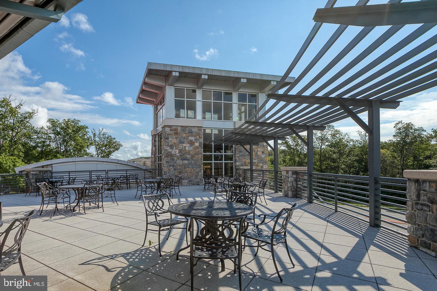 POTOMAC CLUB - Residential Lease