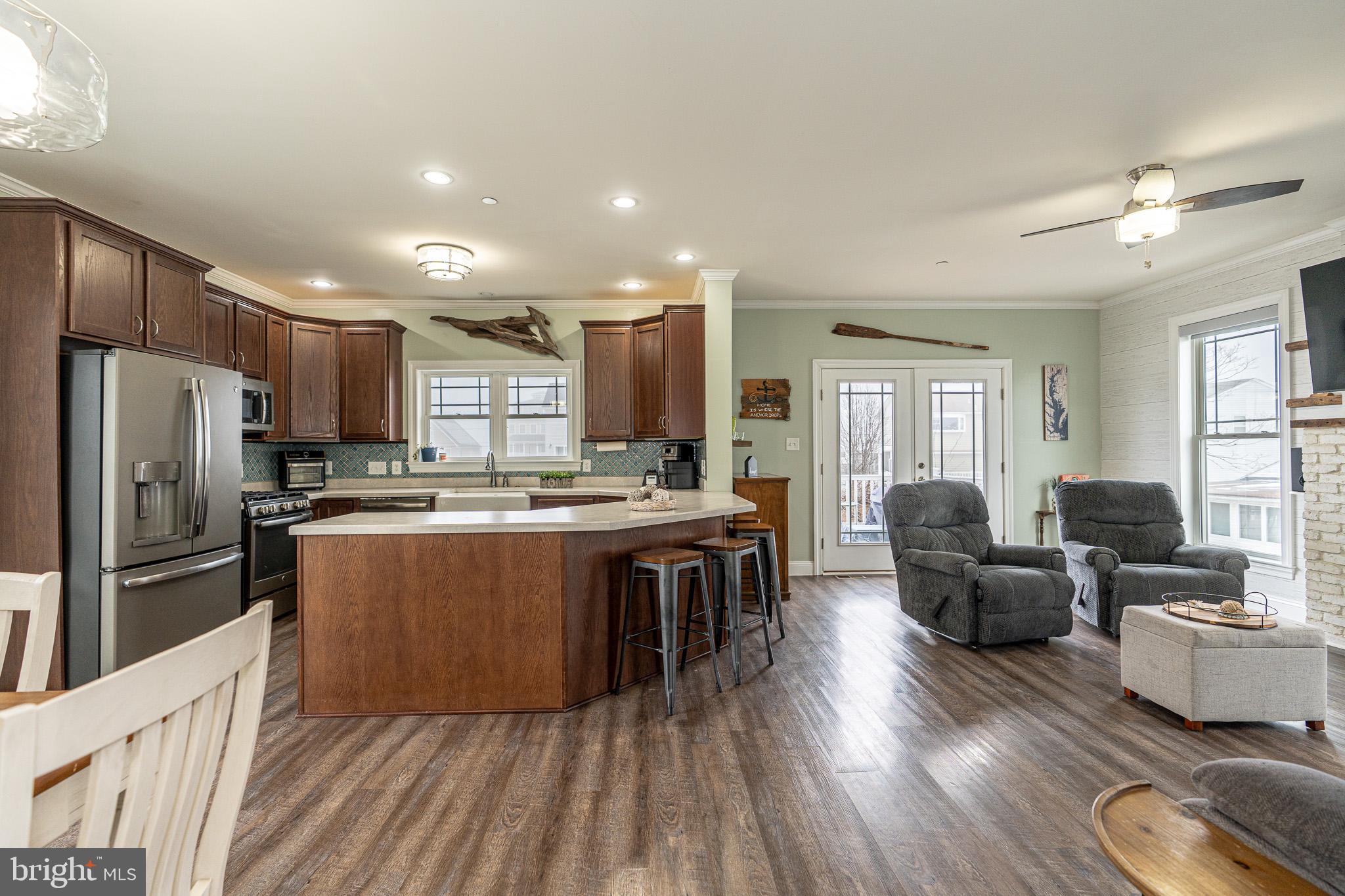 SWAN POINT - Residential