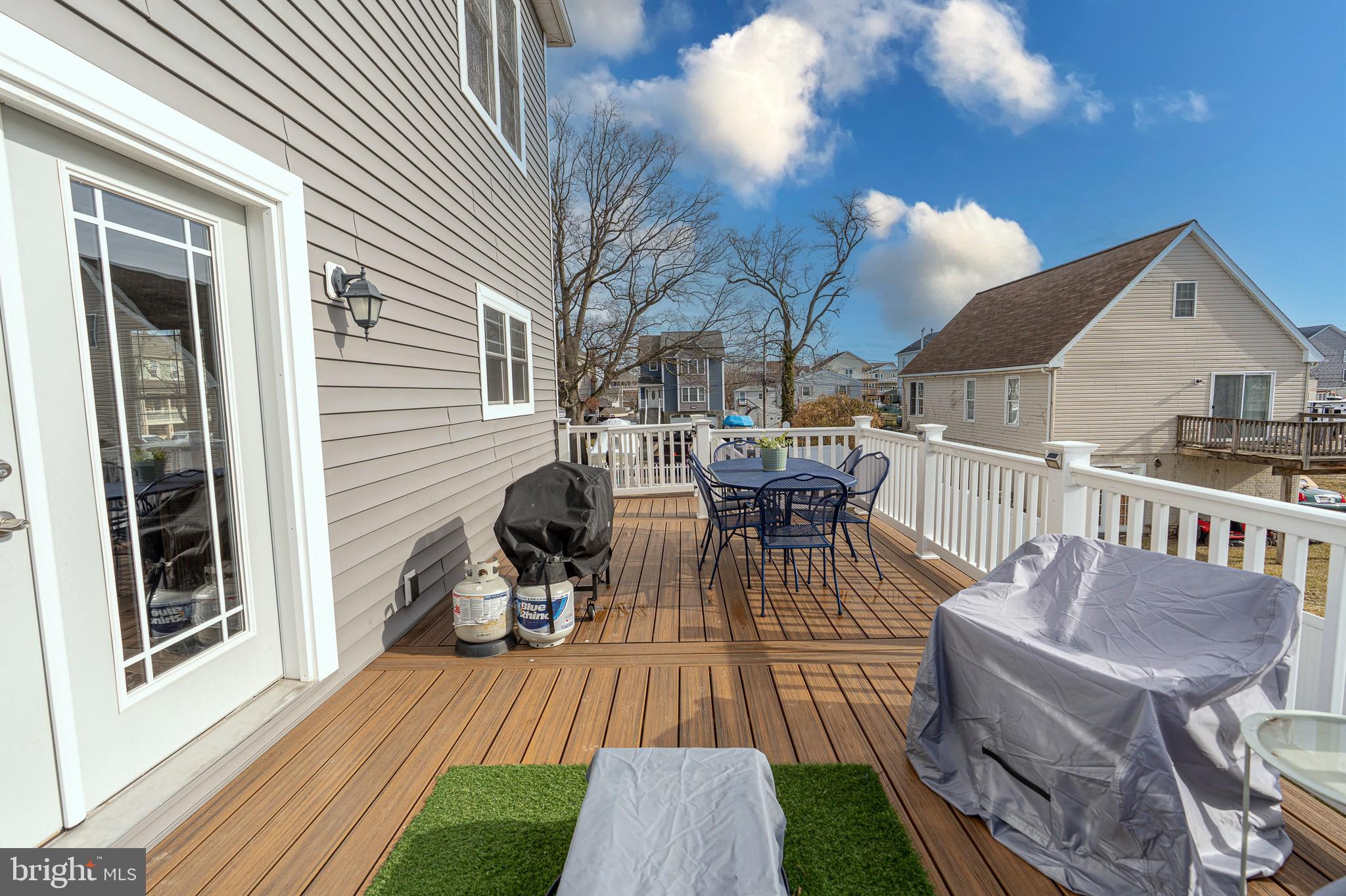 SWAN POINT - Residential