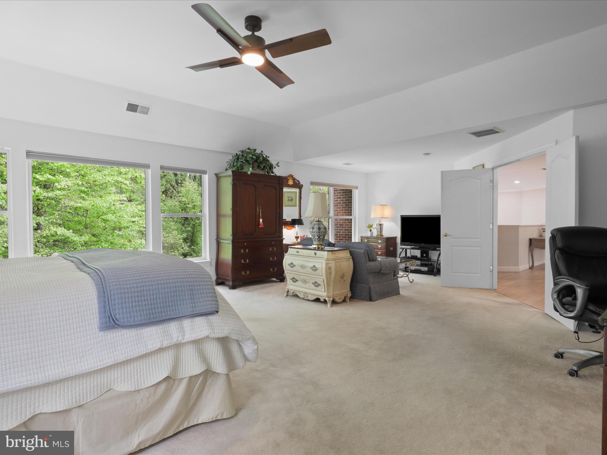 WARNERS - Residential