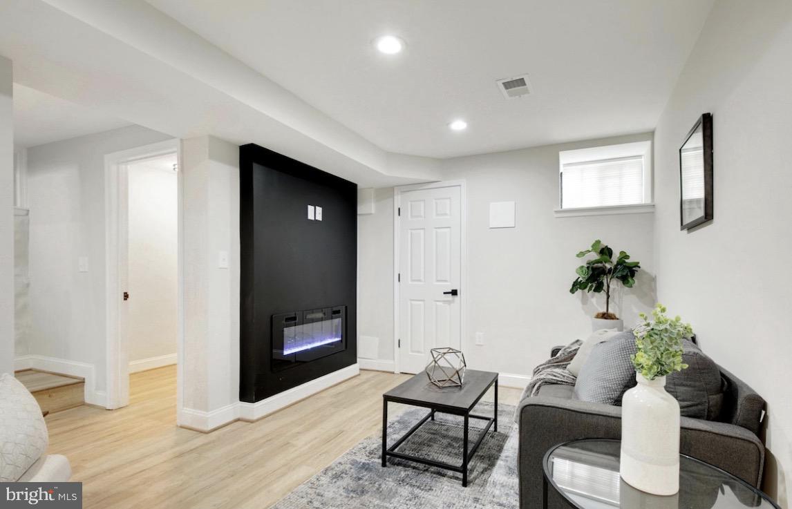PARK HEIGHTS - Residential