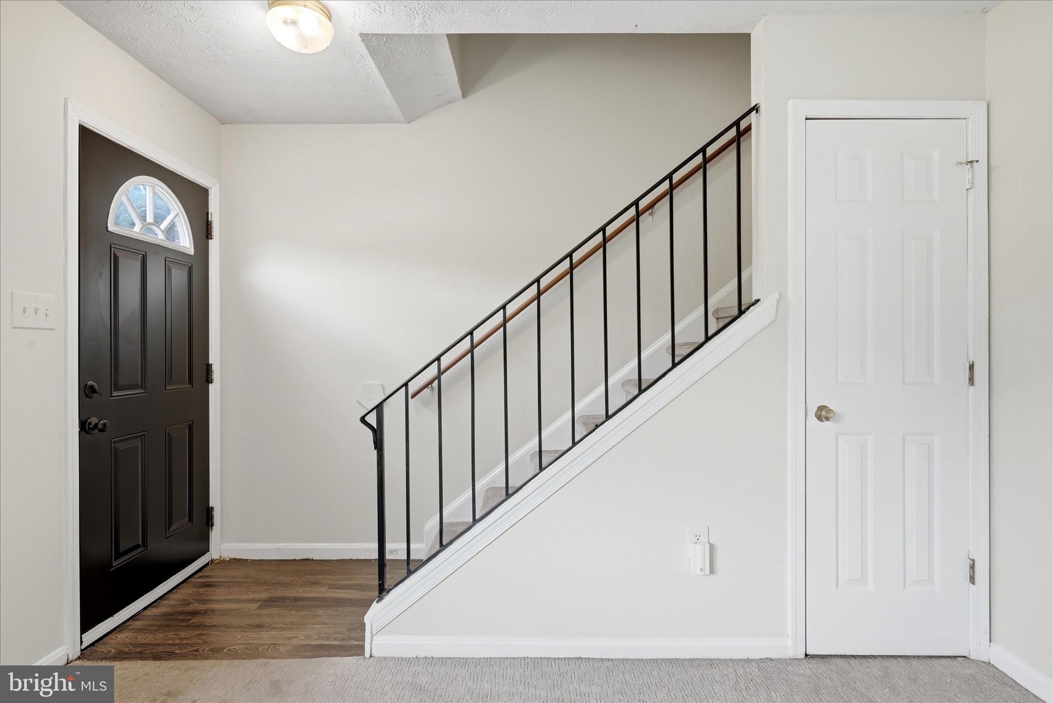 ASH HOLLOW ESTATES - Residential