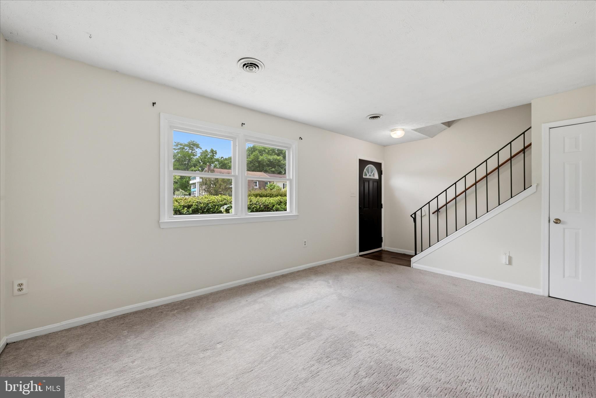 ASH HOLLOW ESTATES - Residential