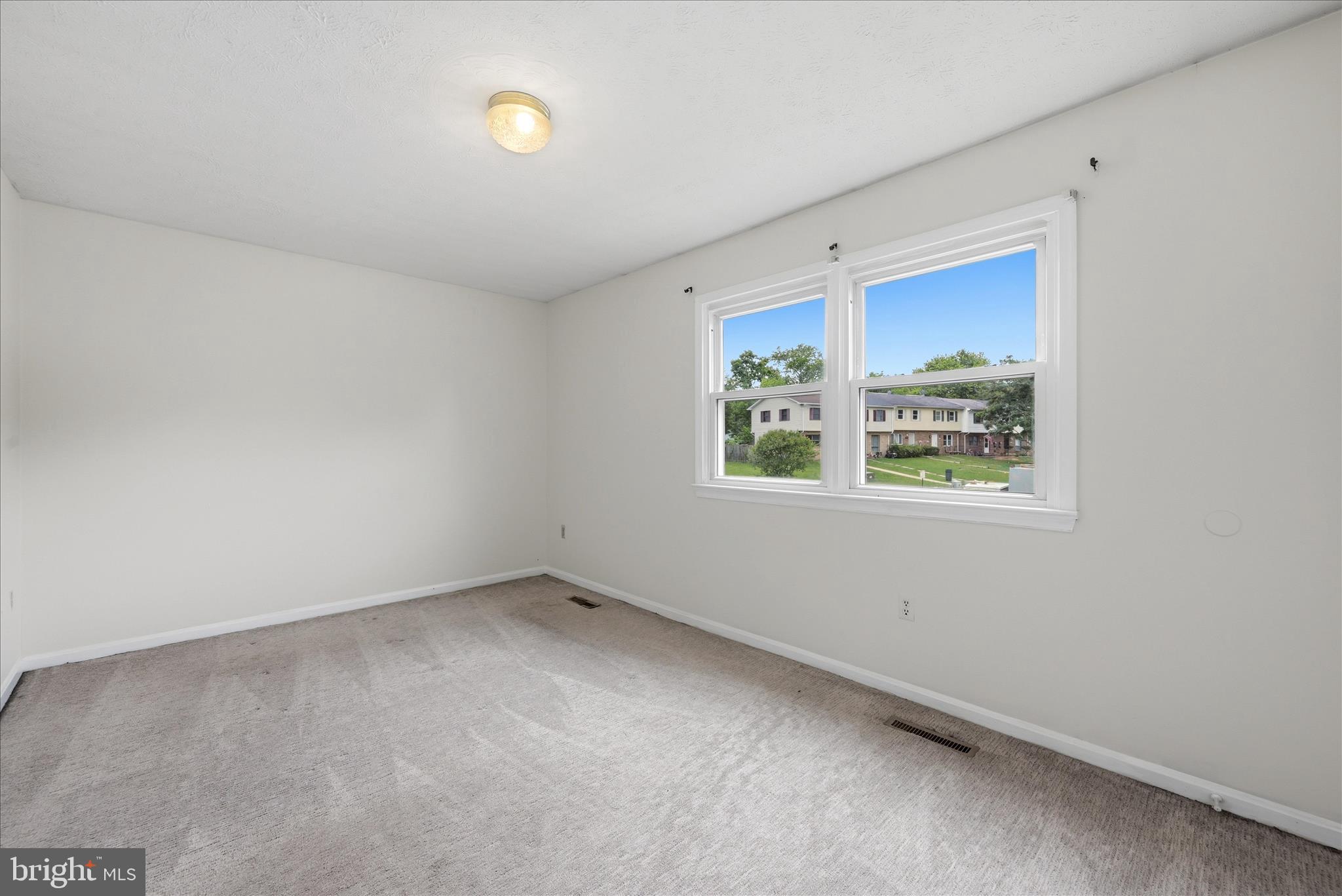ASH HOLLOW ESTATES - Residential
