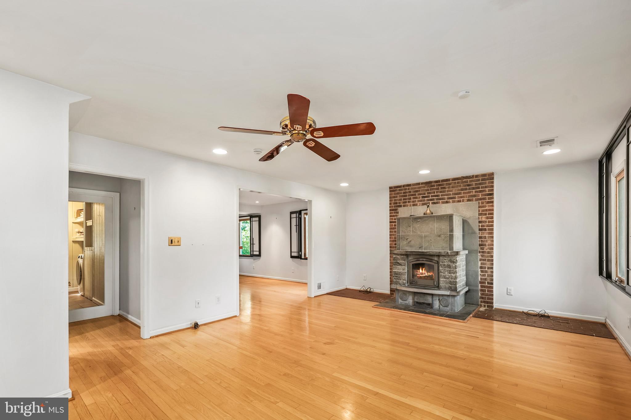 OLD MILL COMMUNITY - Residential