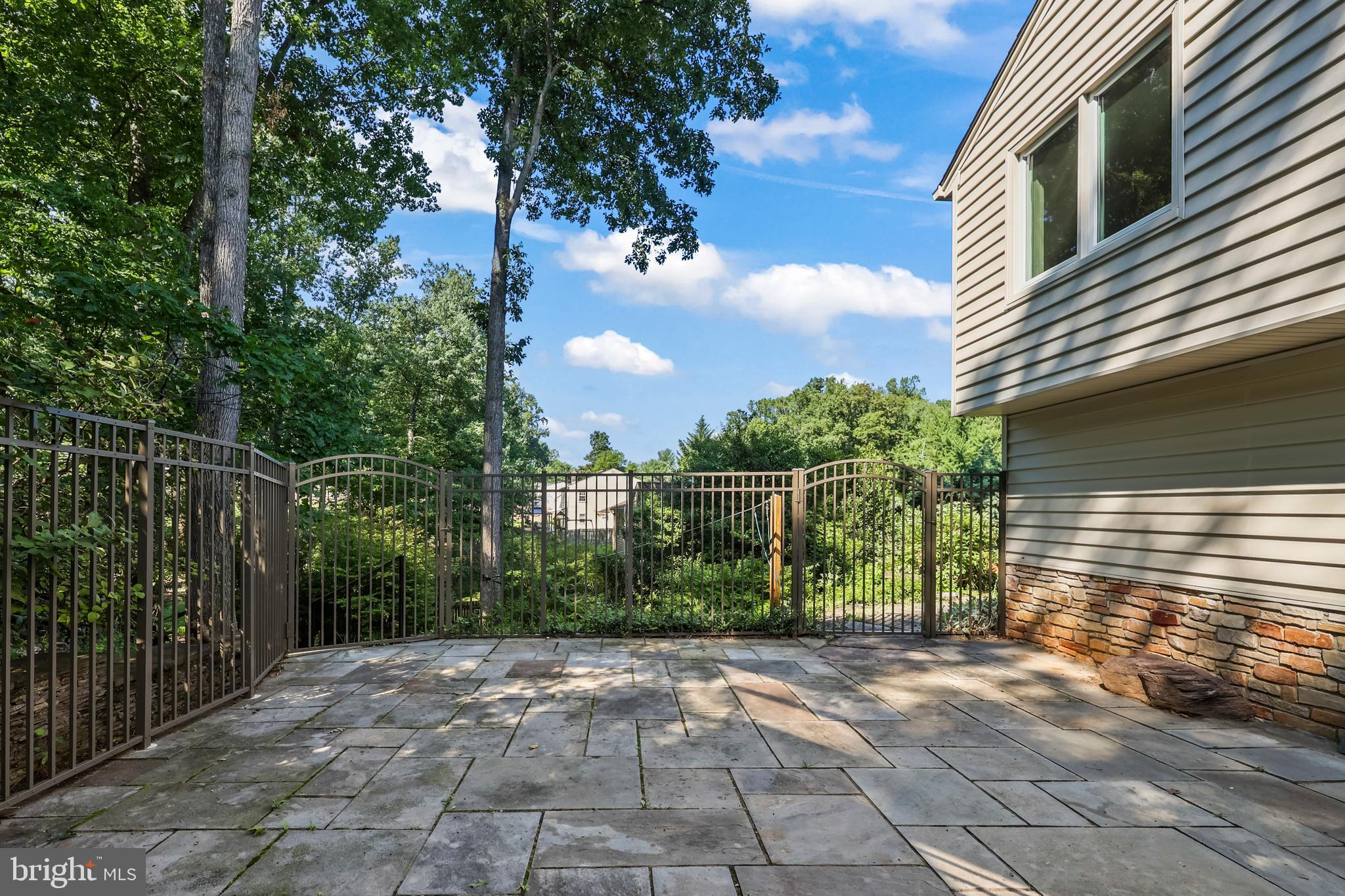 OLD MILL COMMUNITY - Residential