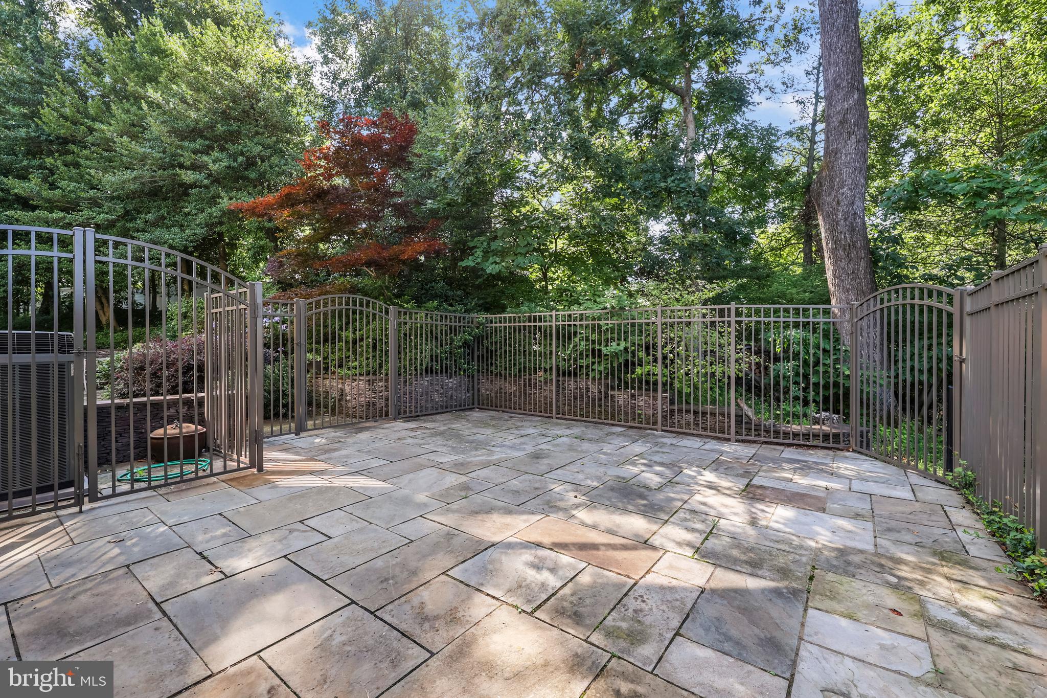 OLD MILL COMMUNITY - Residential