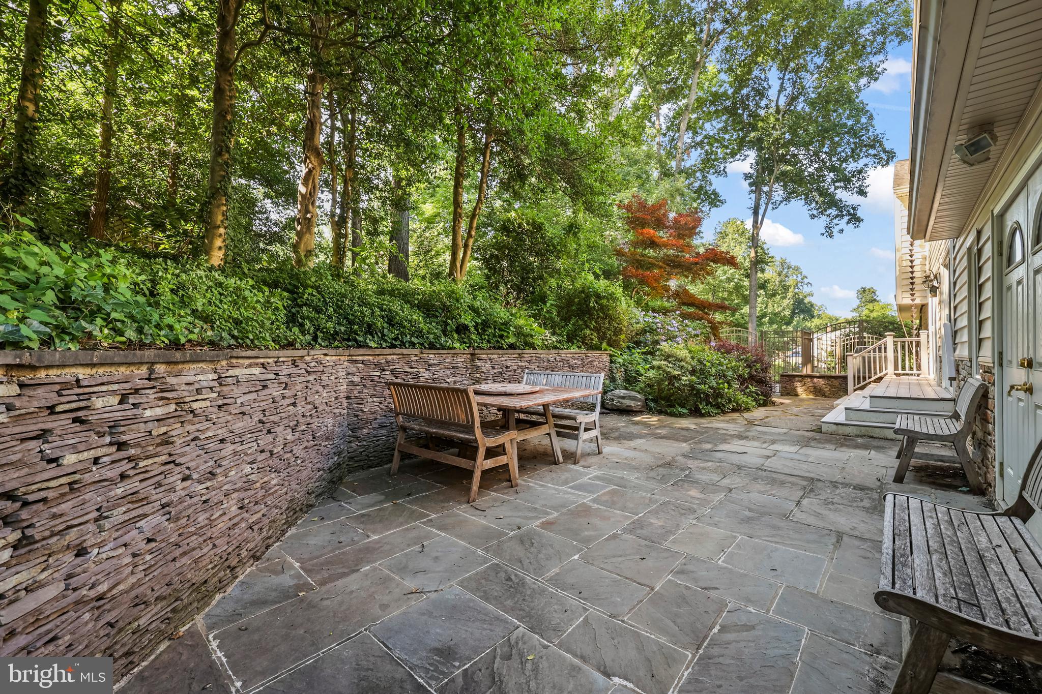 OLD MILL COMMUNITY - Residential