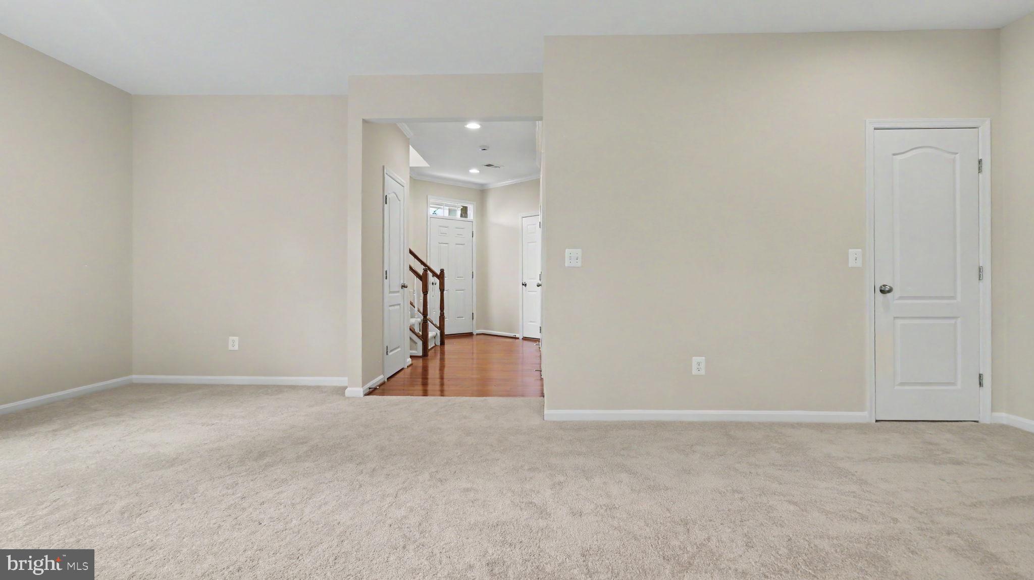 ASHBURN - Residential