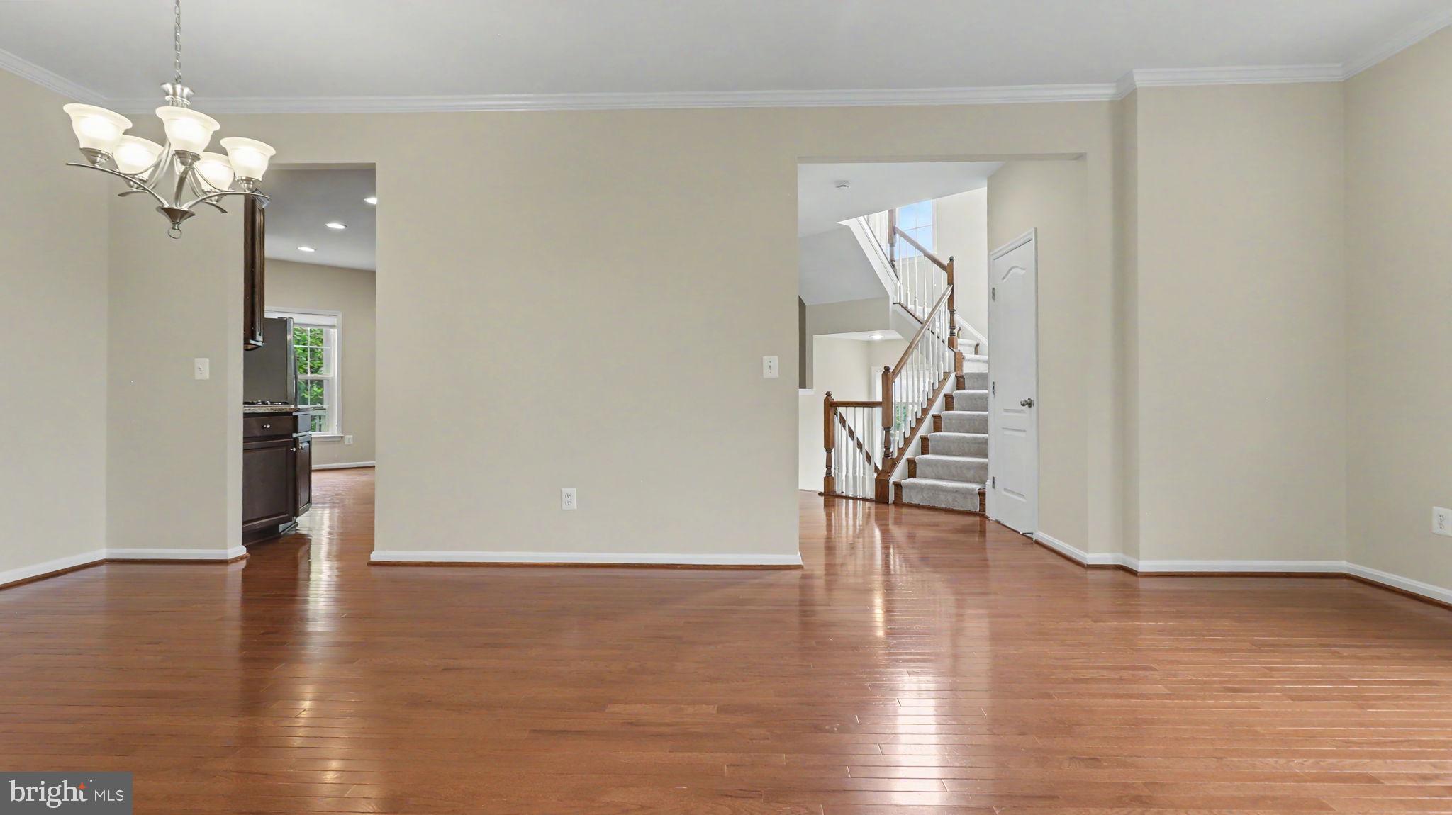ASHBURN - Residential