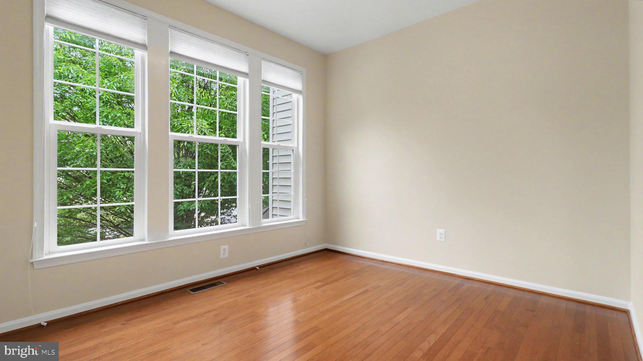 ASHBURN - Residential